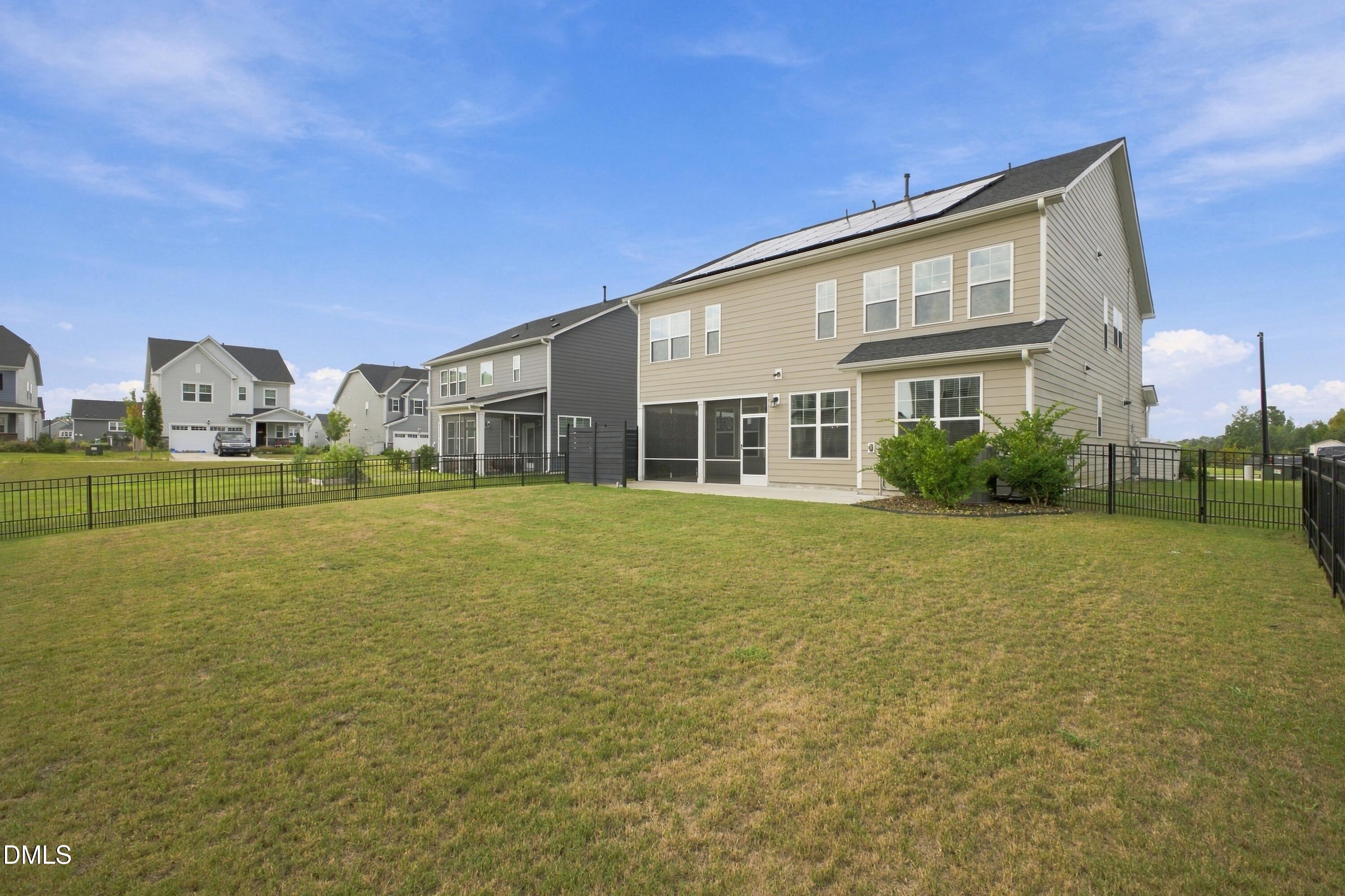 321 Toadstool Trail Property Photo 6