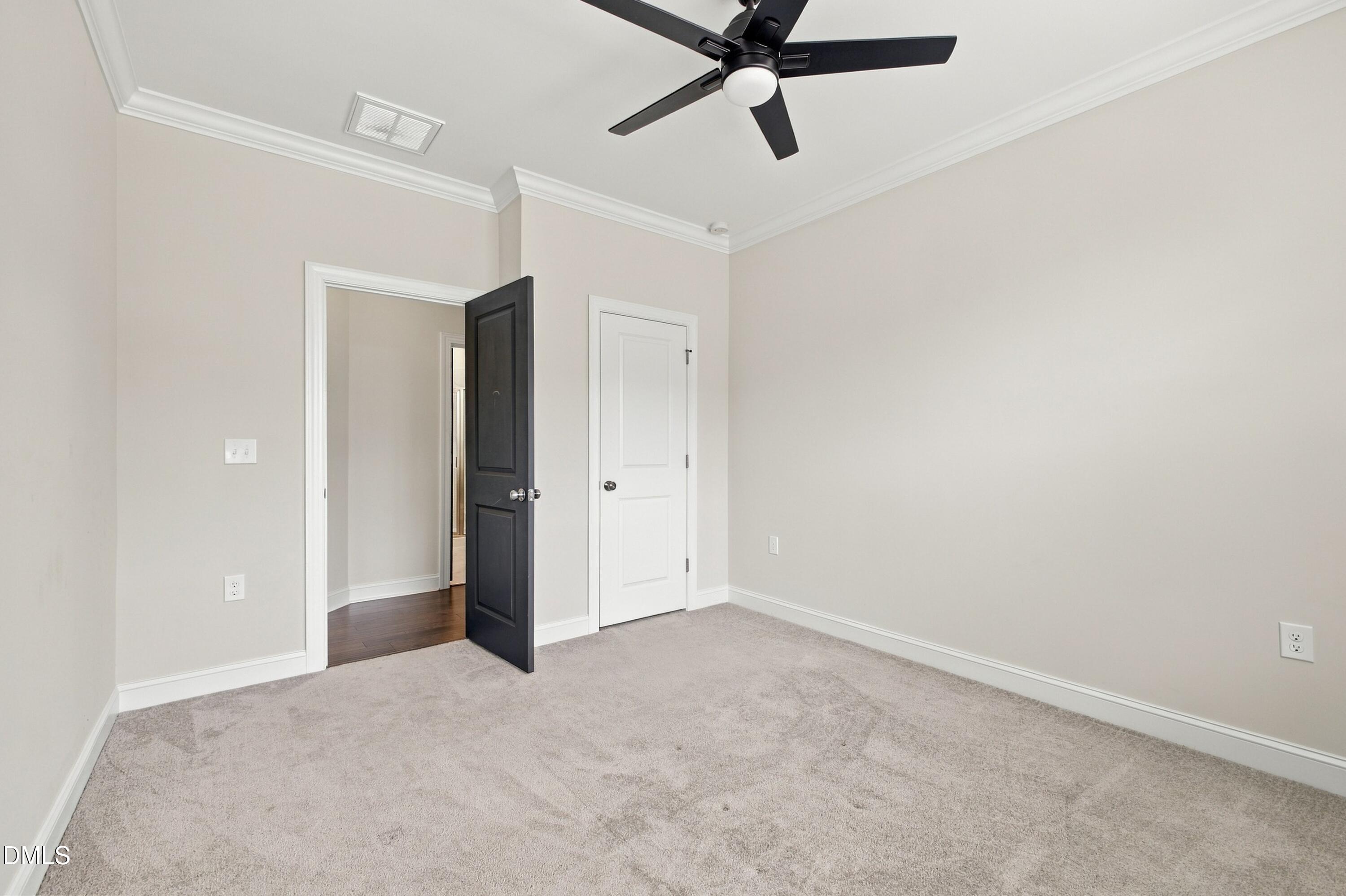 321 Toadstool Trail Property Photo 29