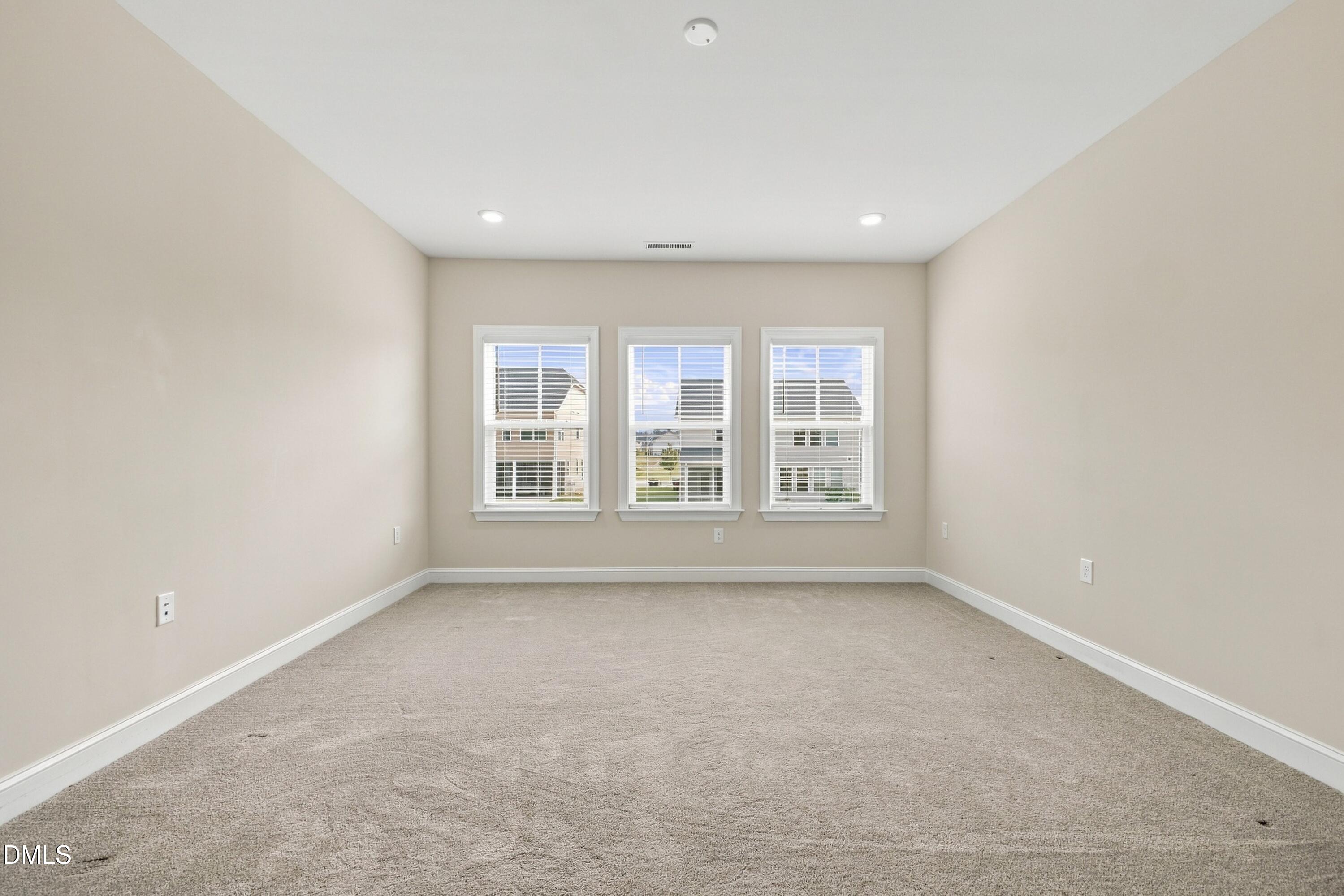 321 Toadstool Trail Property Photo 42