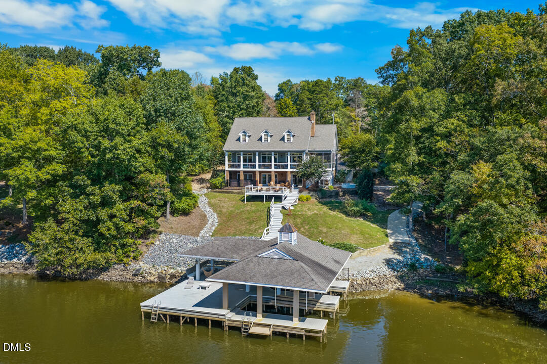 1056 S Landing Drive Property Photo 1