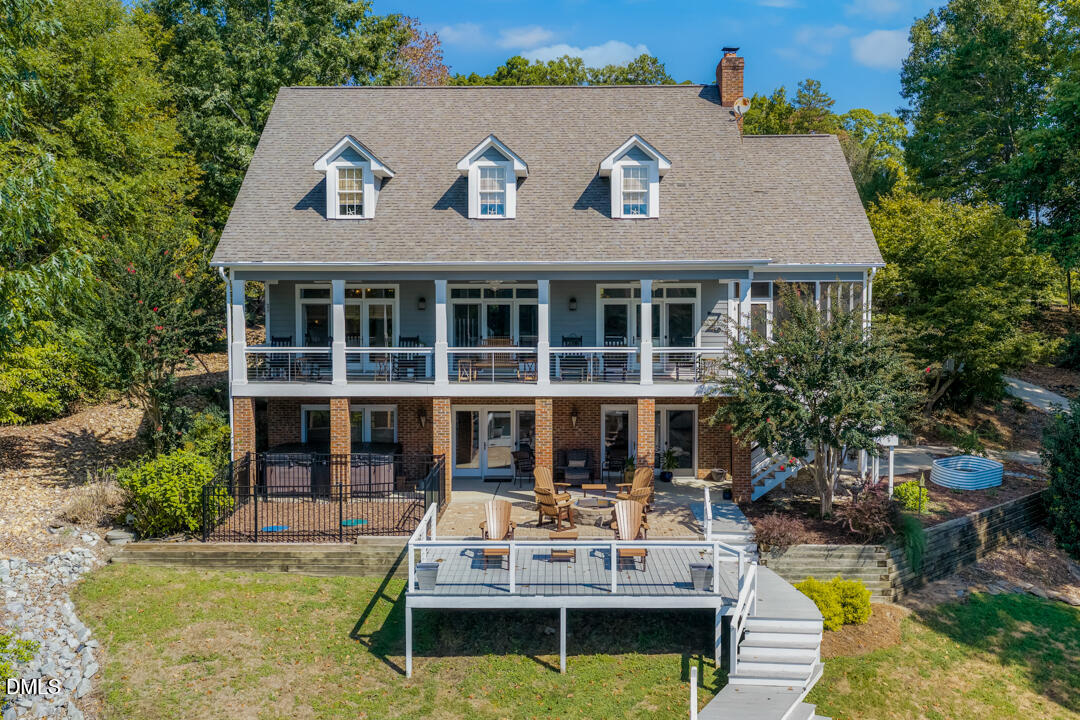 1056 S Landing Drive Property Photo 1