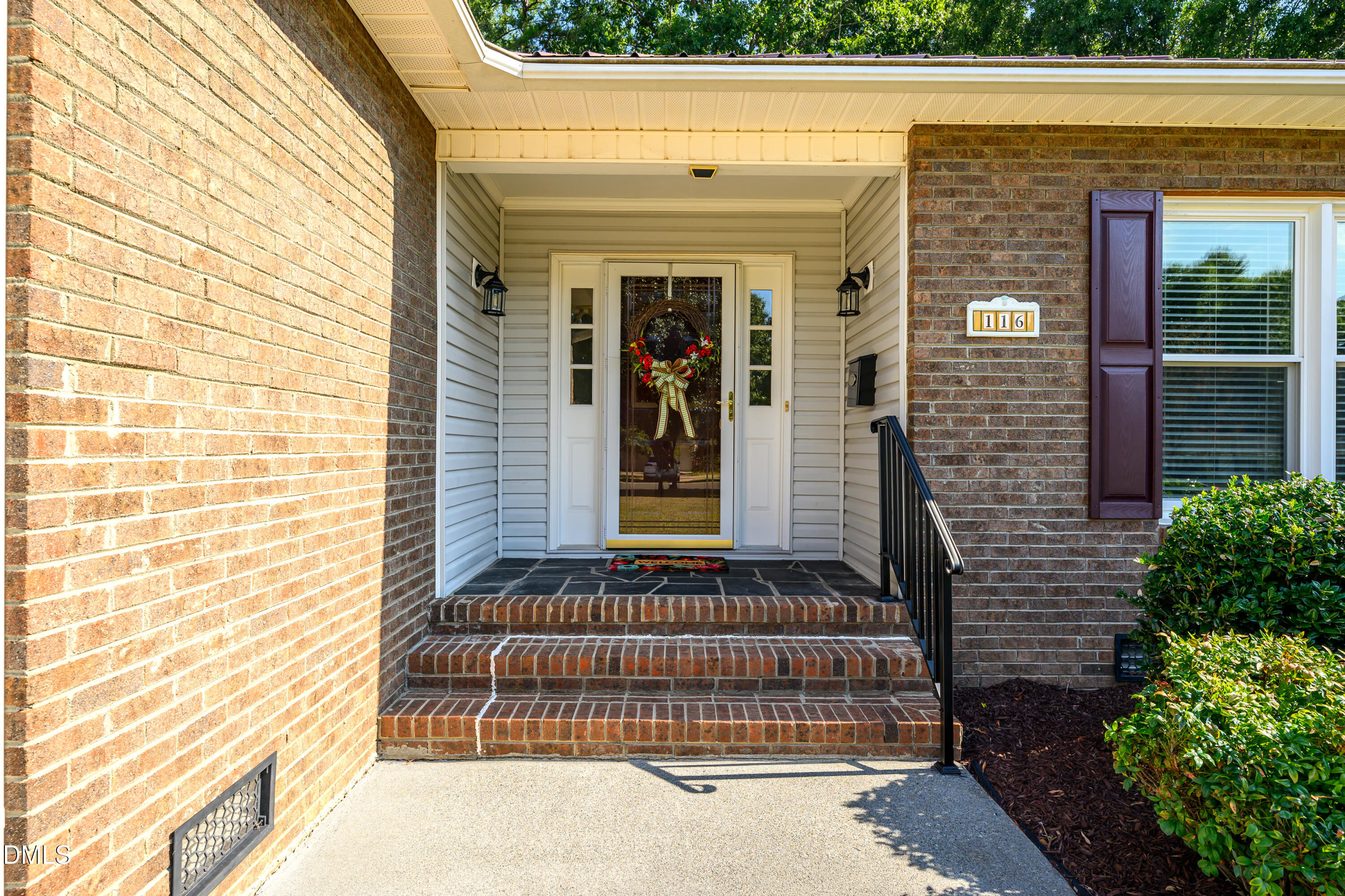 116 Badger Circle Property Photo 3