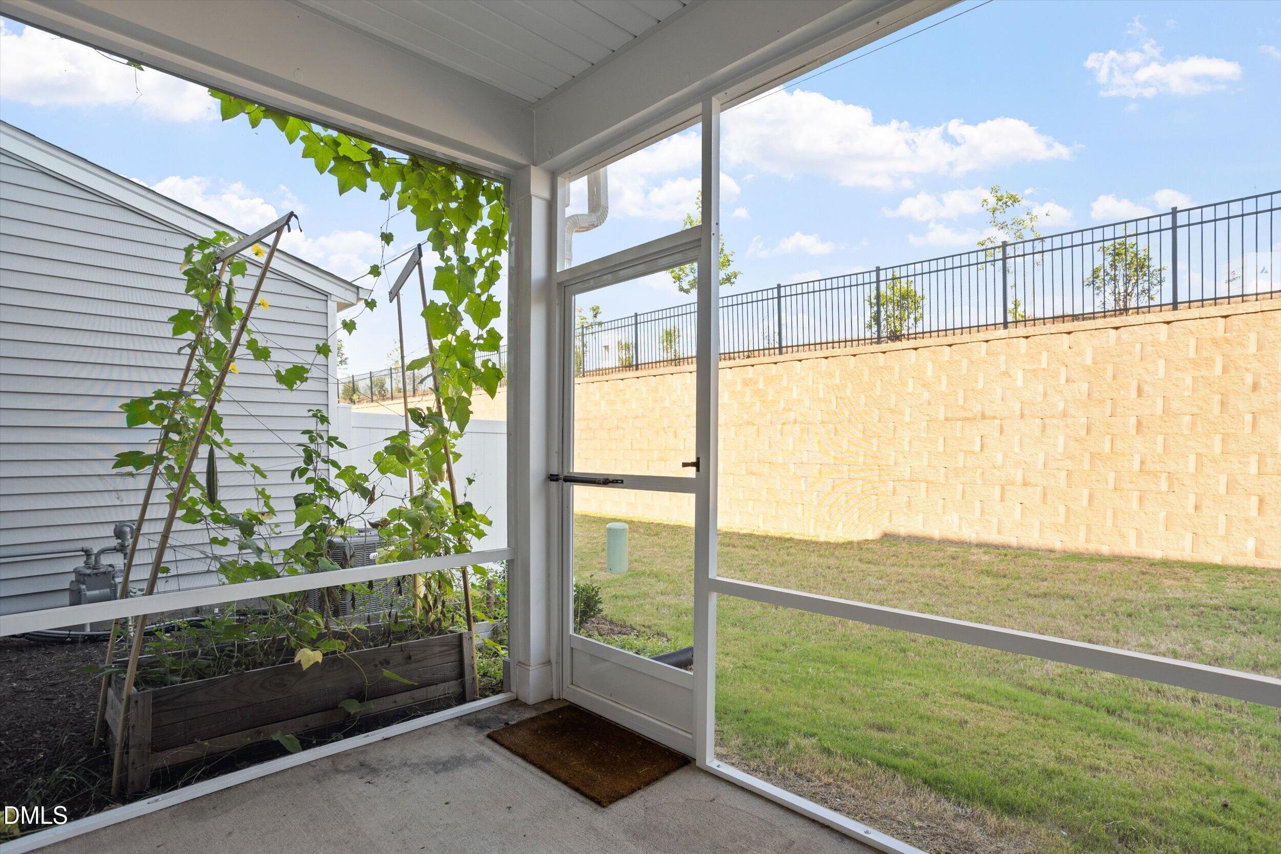 1203 Aberleigh Lane Property Photo 8
