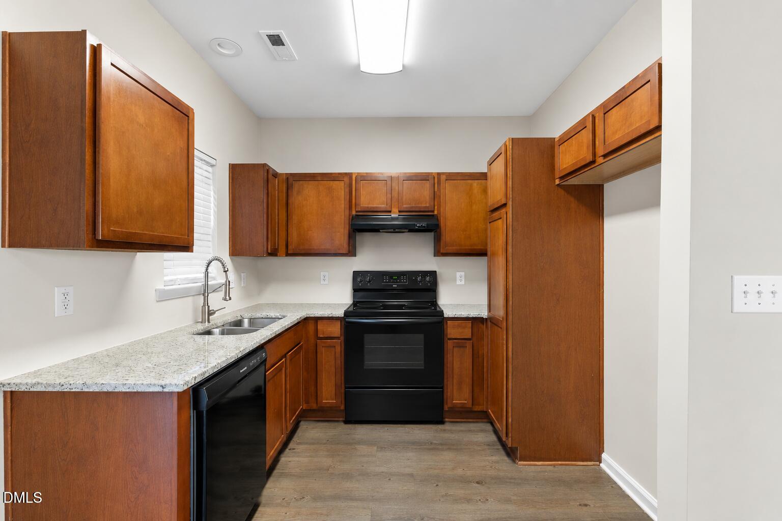 529 Woodson Drive Property Photo 12