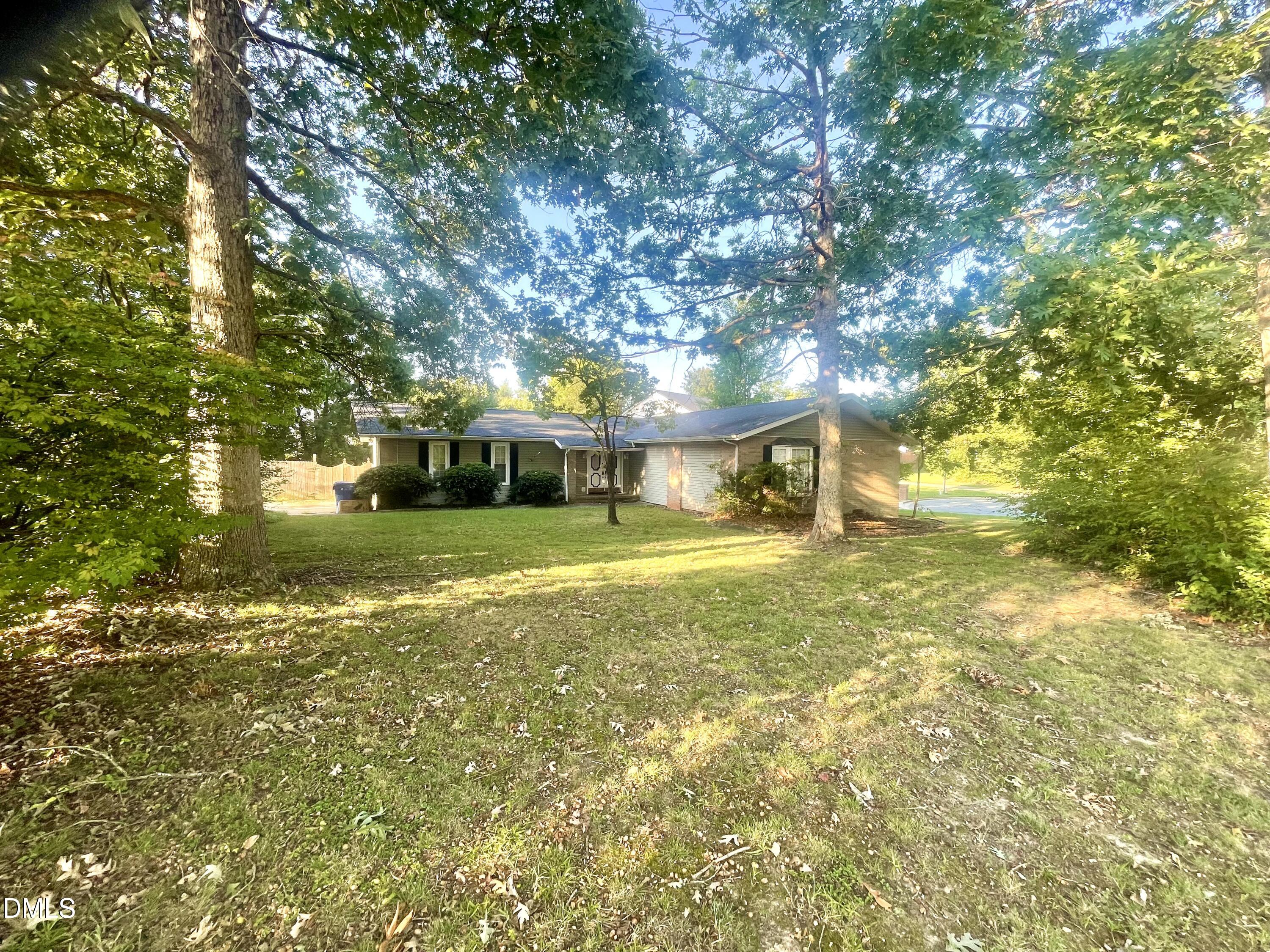 1232 Jamestowne Drive Property Photo 2