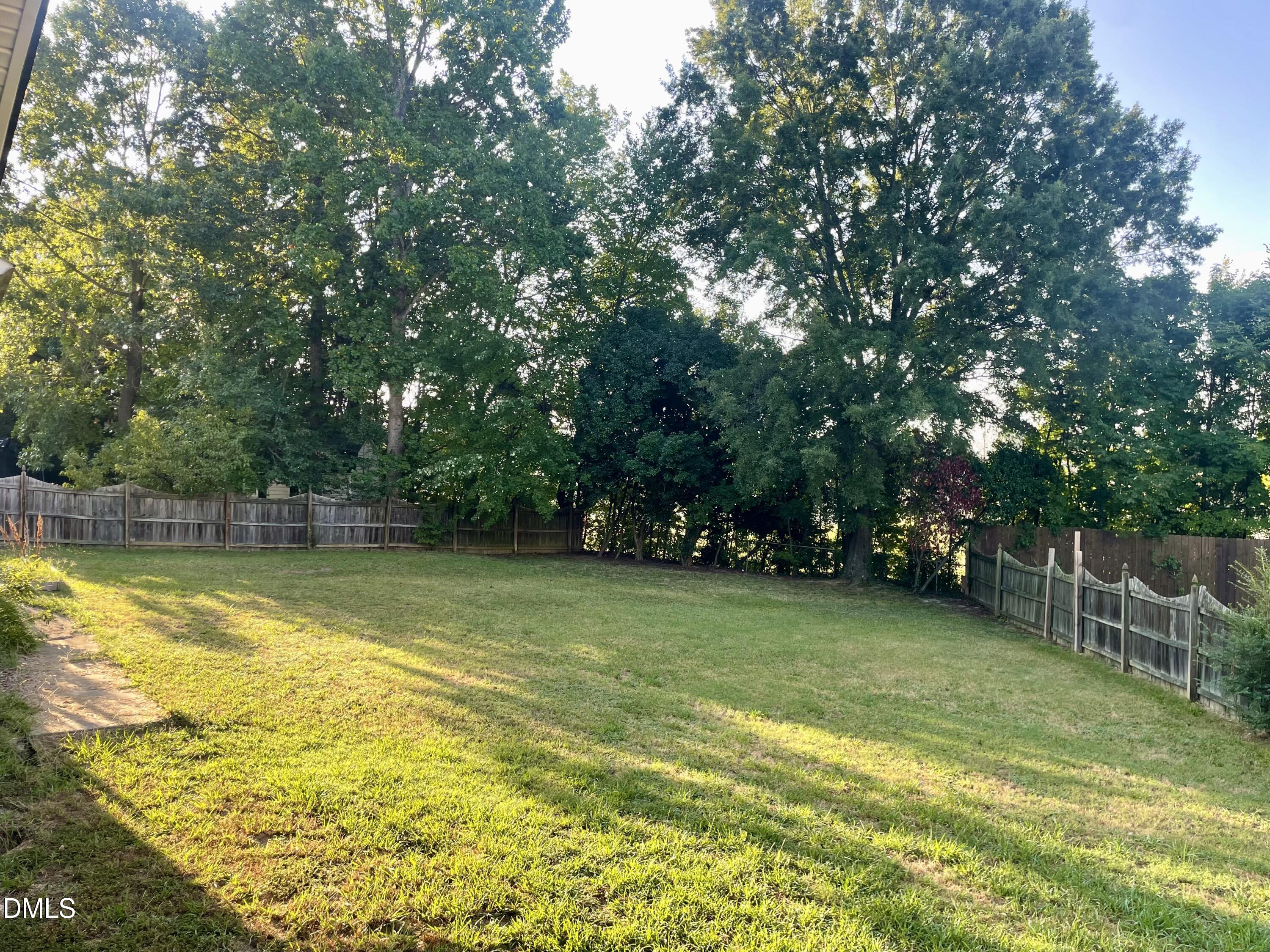 1232 Jamestowne Drive Property Photo 4