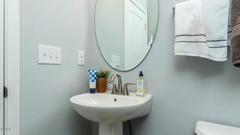 726 Old Station Point 150 Property Photo 6