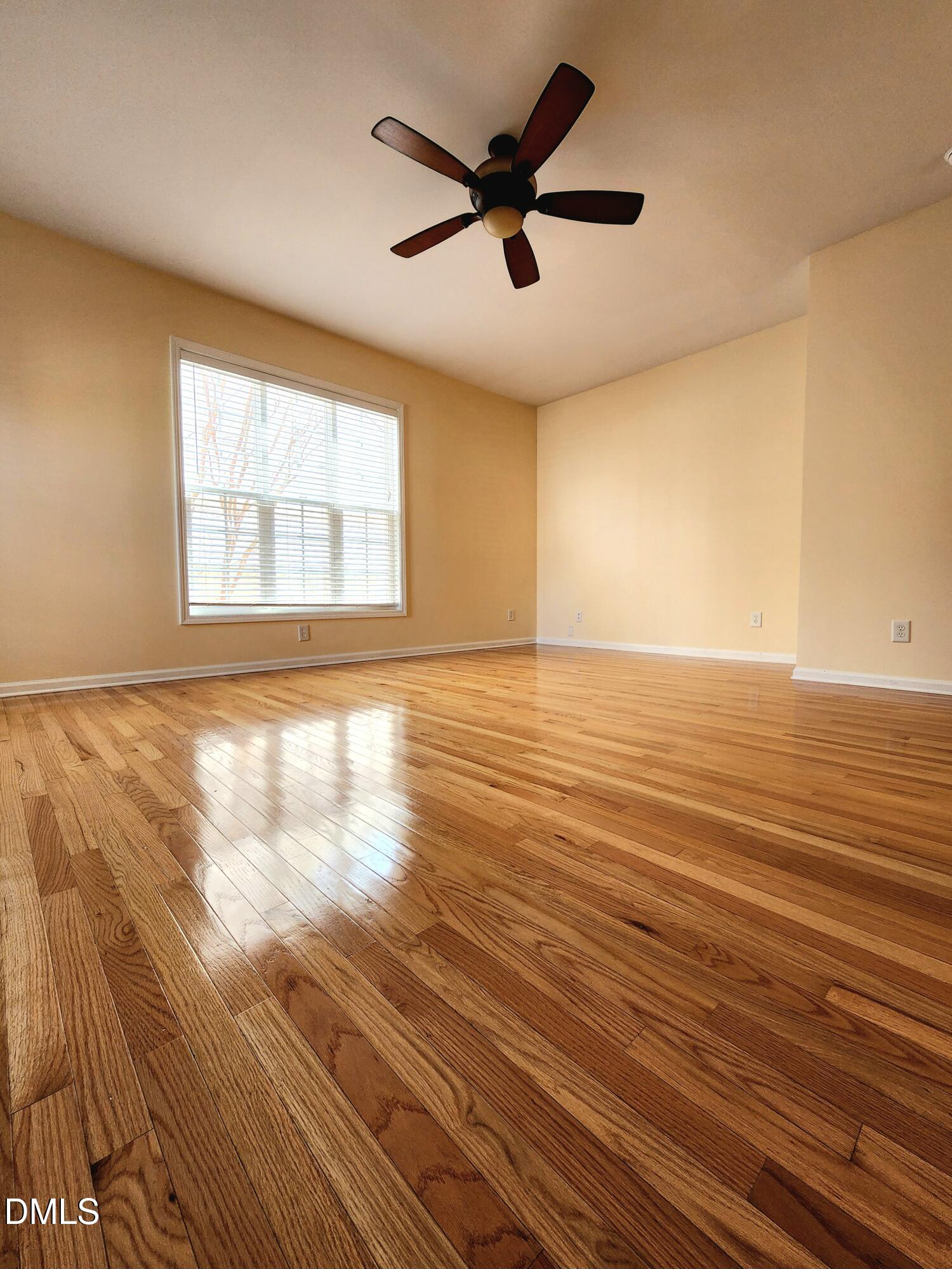 5210 Groveside Court Property Photo 20