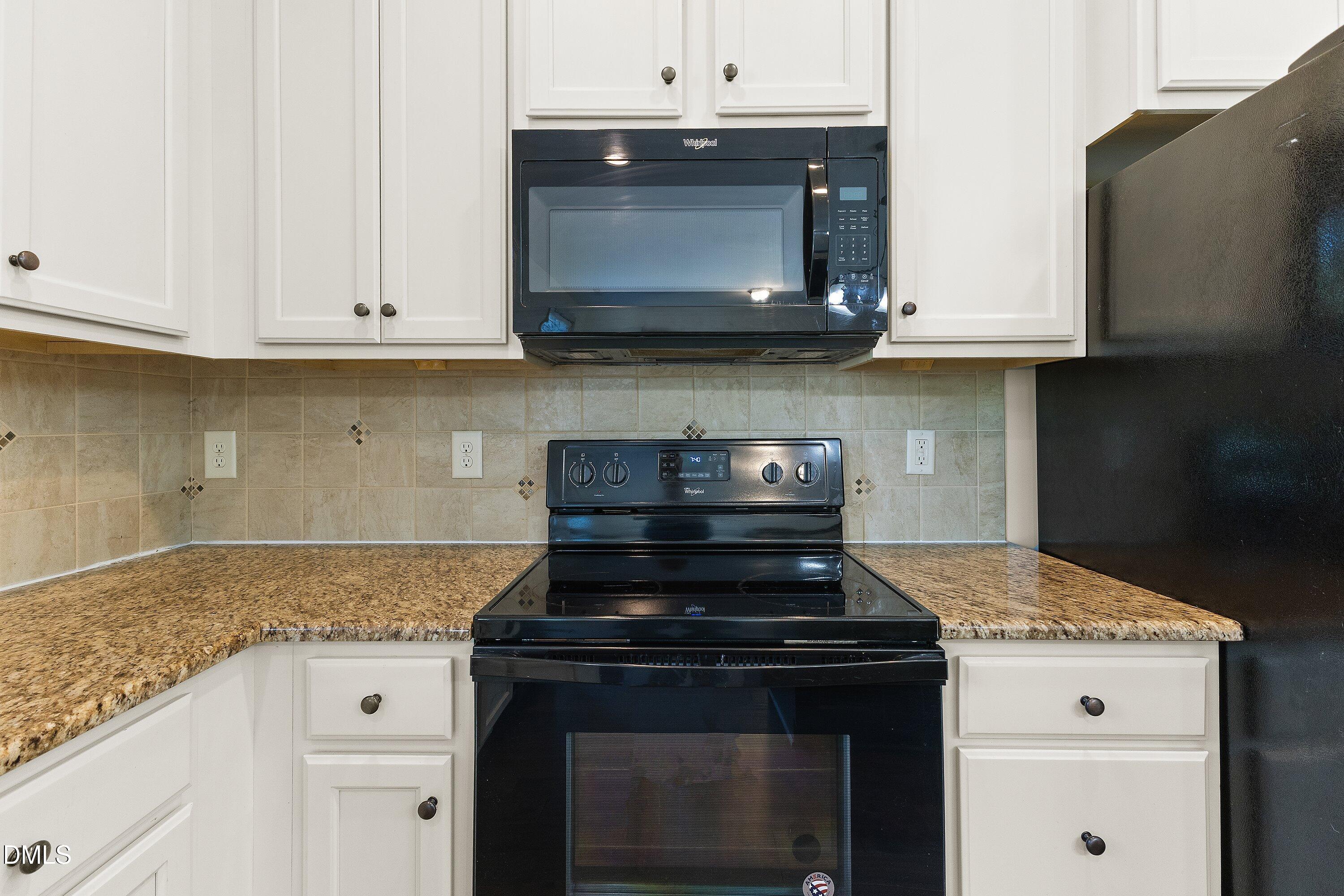 71 Golden Gate Parkway Property Photo 15