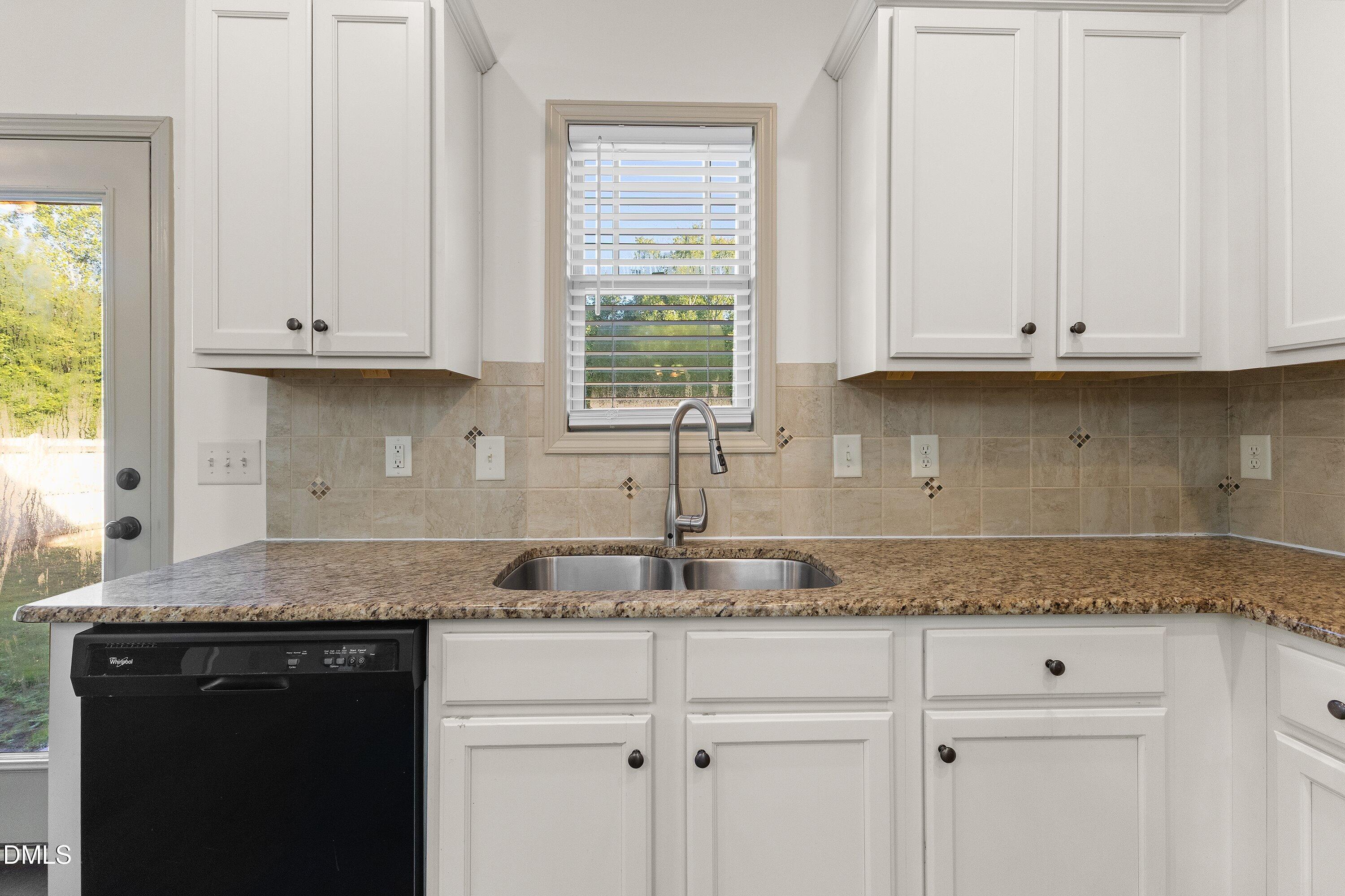 71 Golden Gate Parkway Property Photo 16