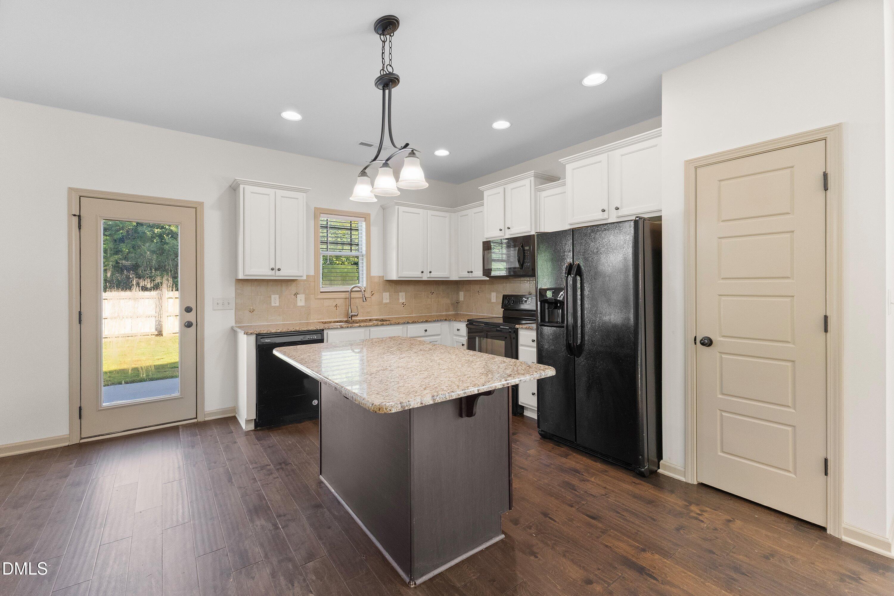 71 Golden Gate Parkway Property Photo 18