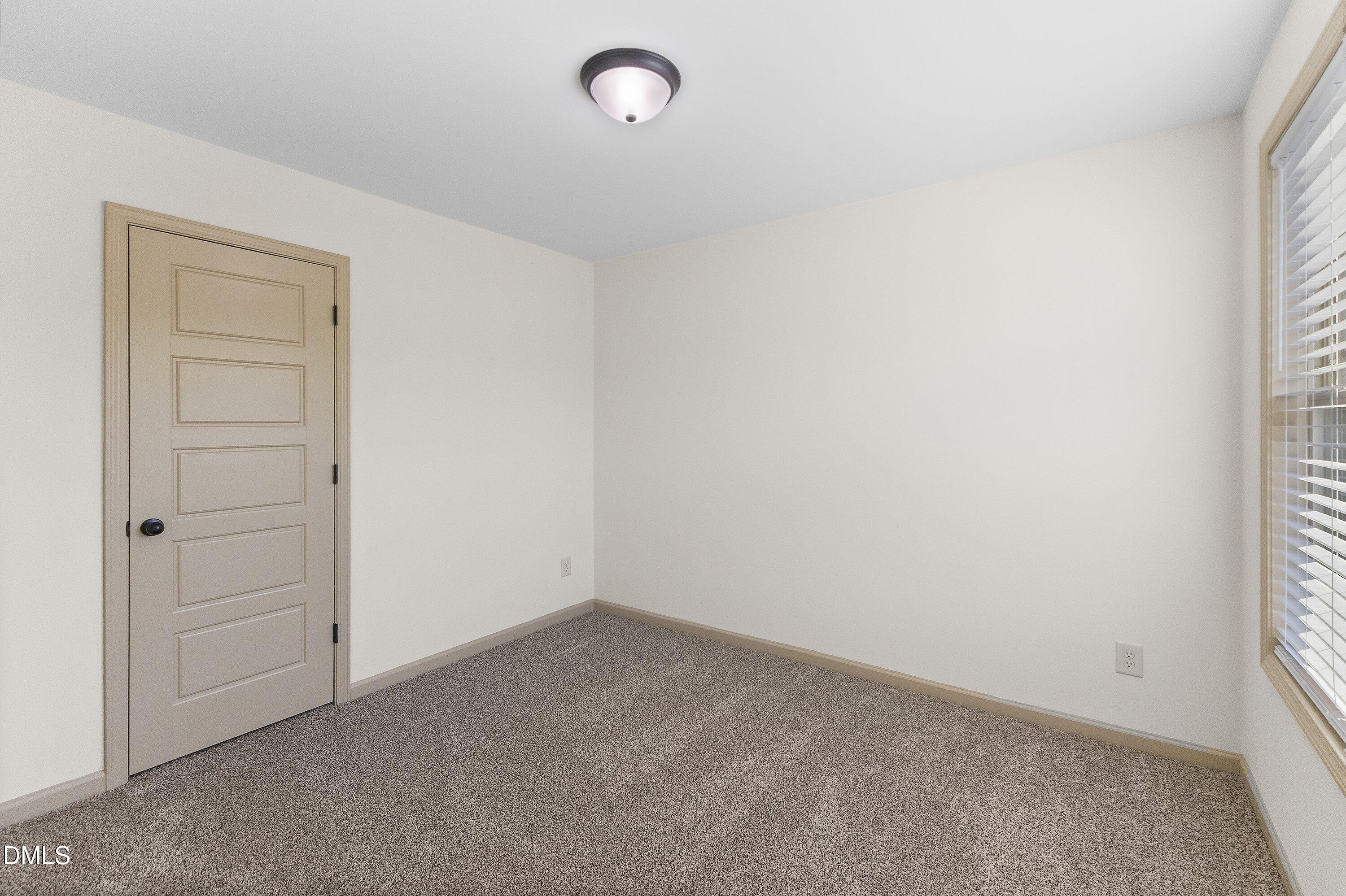 71 Golden Gate Parkway Property Photo 28