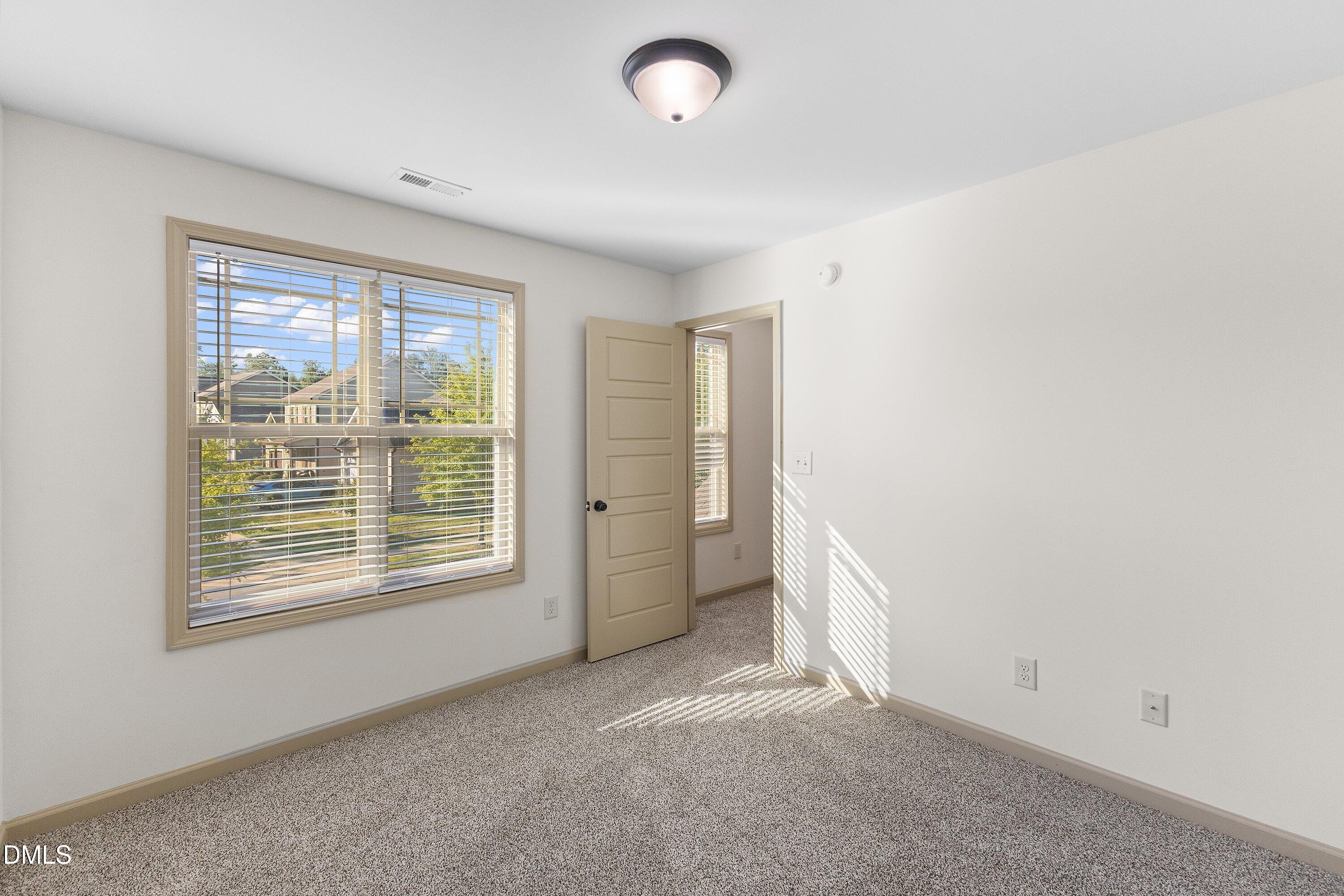 71 Golden Gate Parkway Property Photo 29