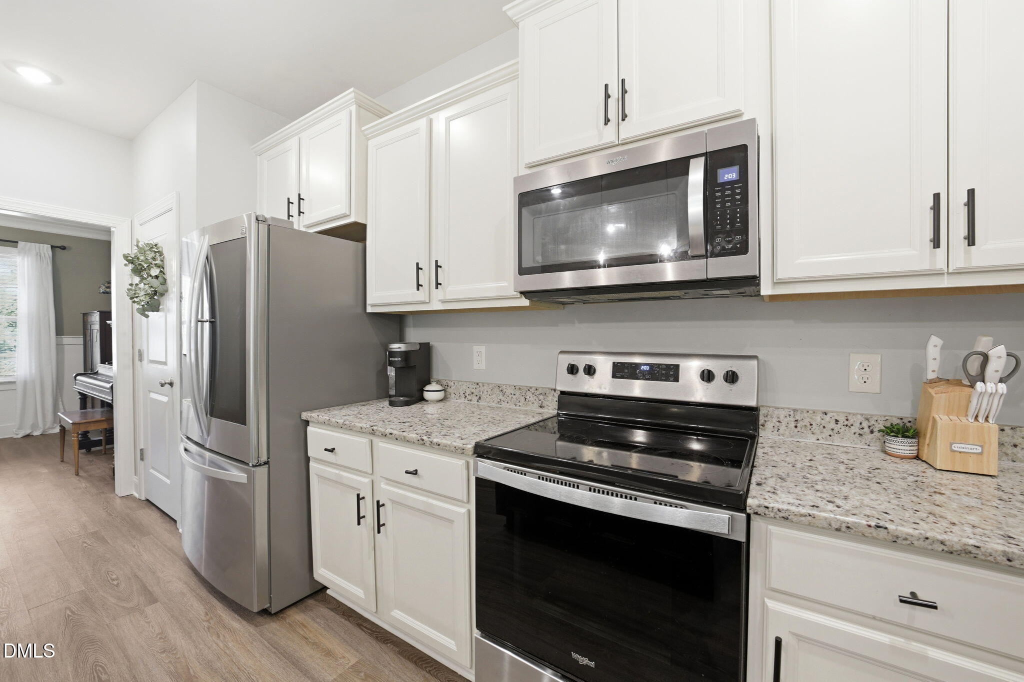 180 Long Grass Drive Property Photo 10