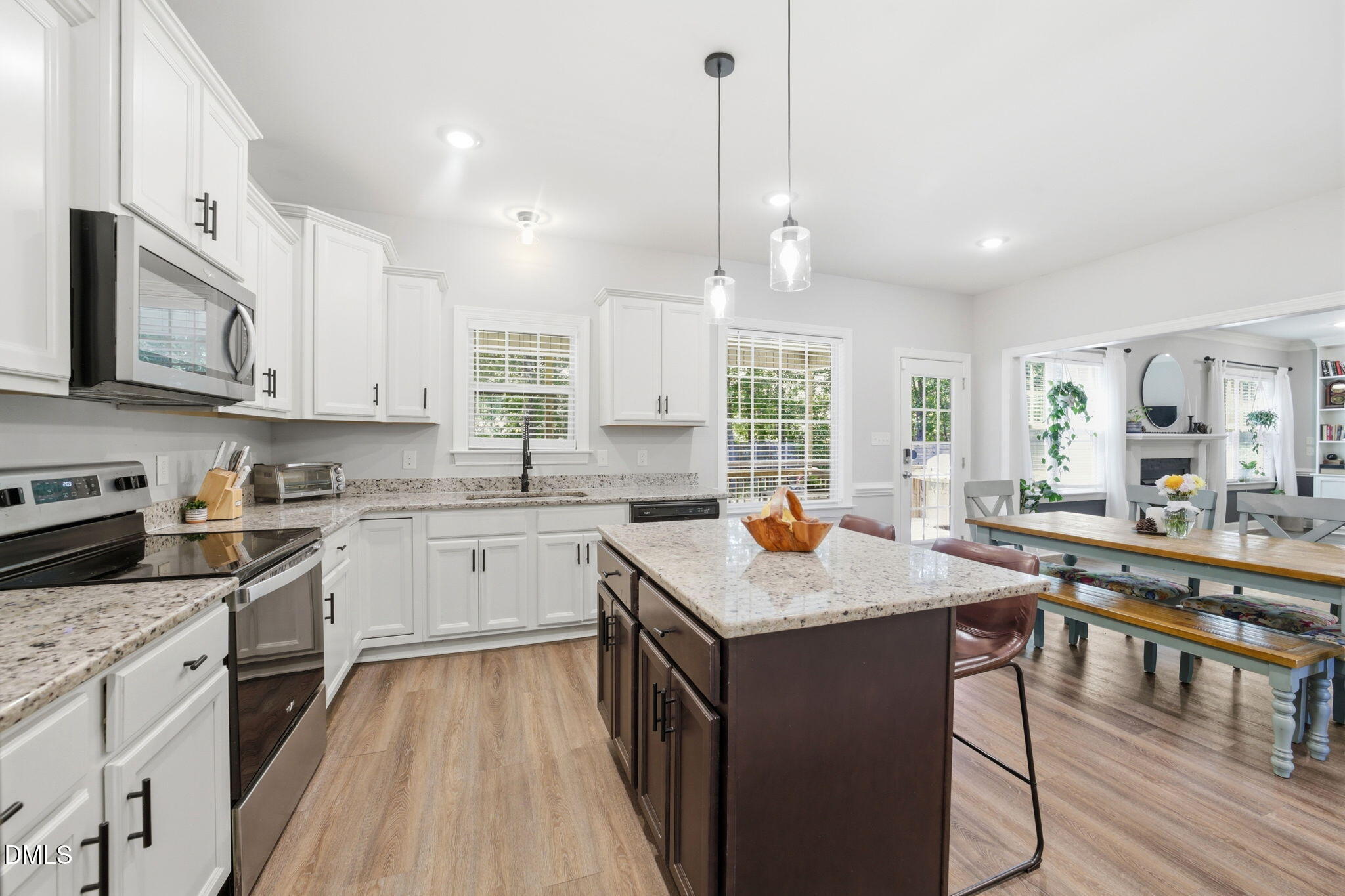 180 Long Grass Drive Property Photo 12