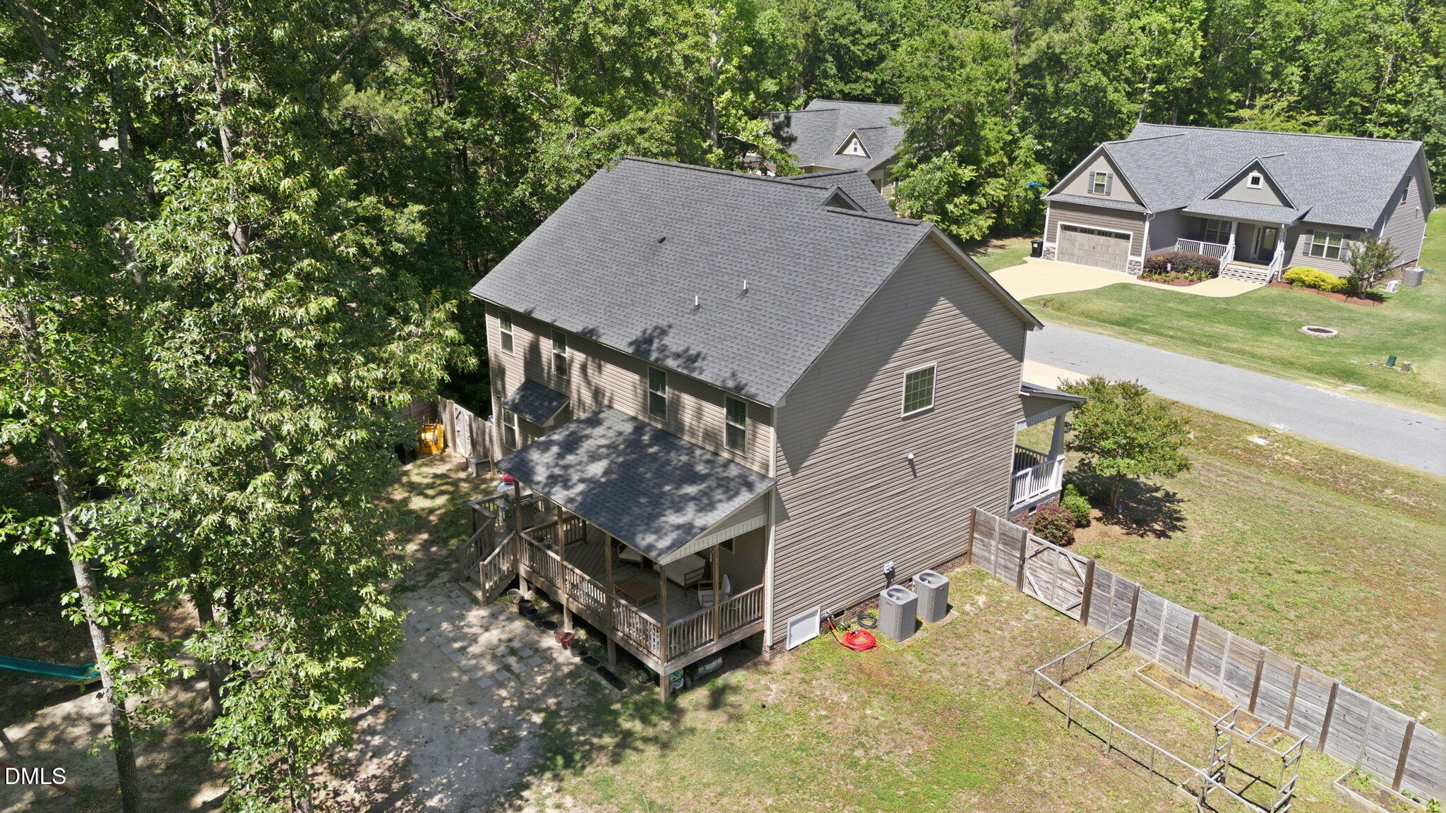 180 Long Grass Drive Property Photo 36