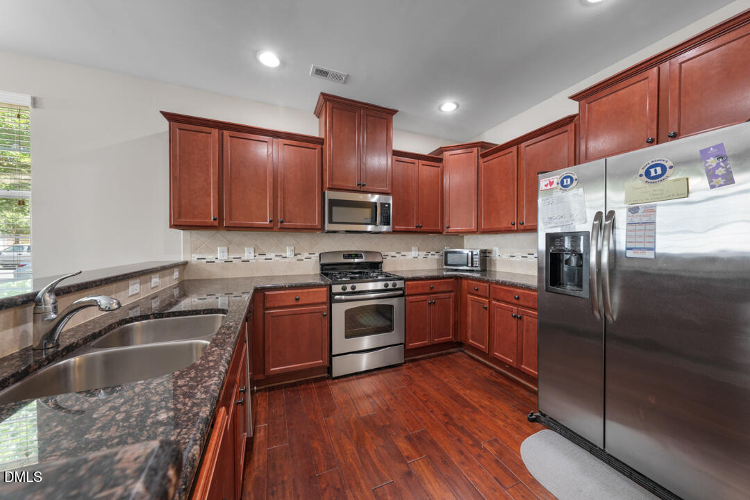 1302 Nicklaus Drive Property Photo 6