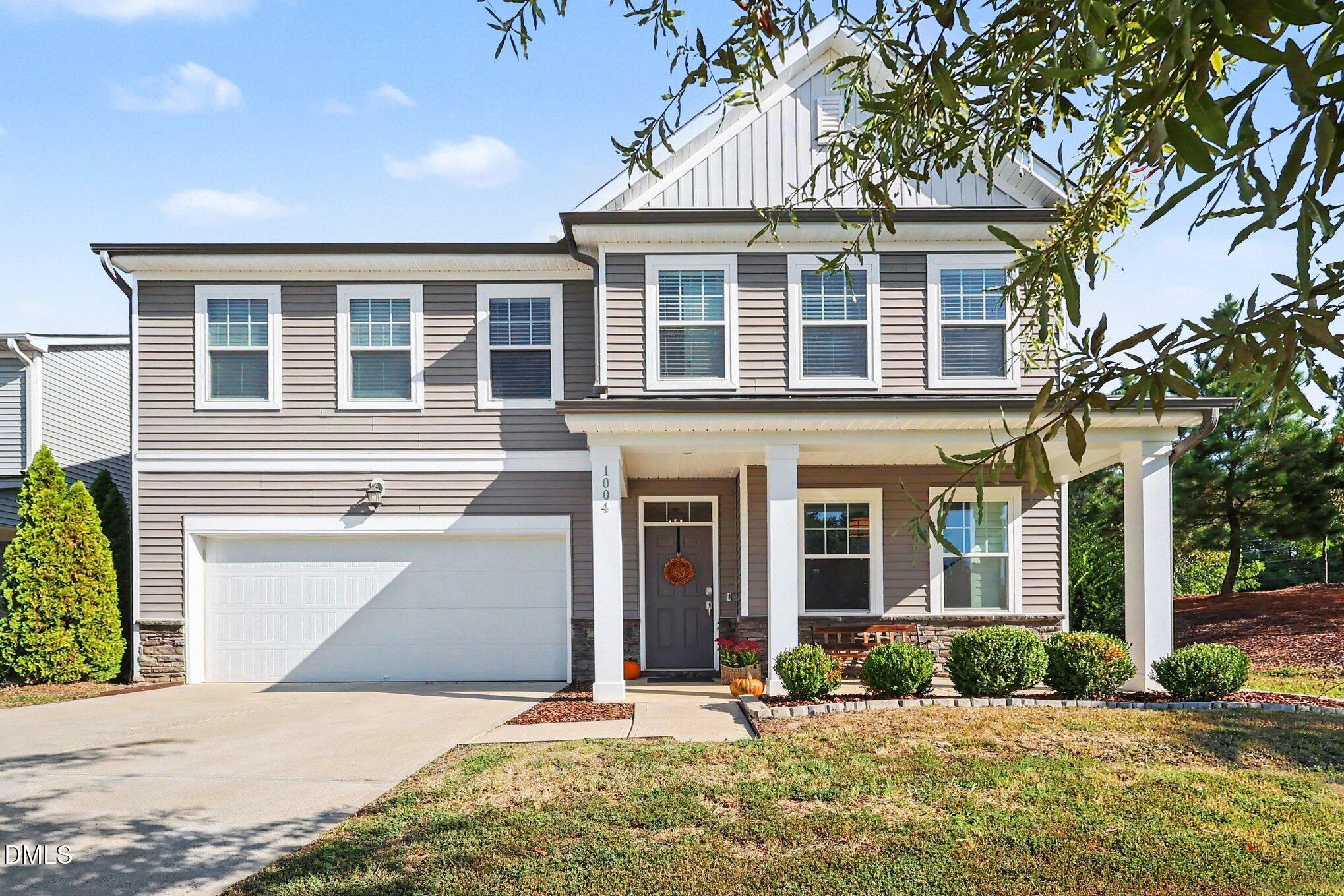 1004 Bellewood Park Drive Property Photo 1