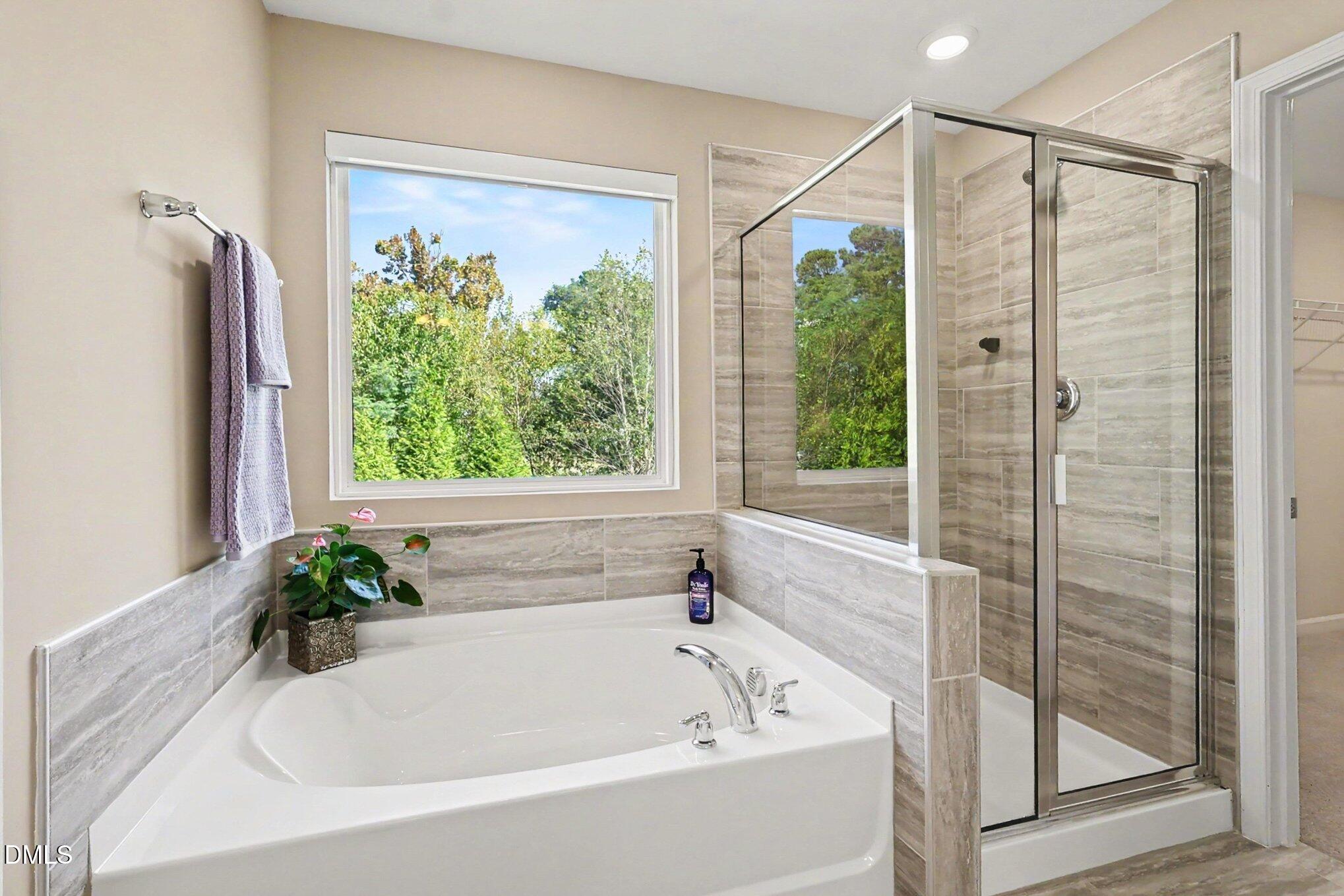 1004 Bellewood Park Drive Property Photo 27