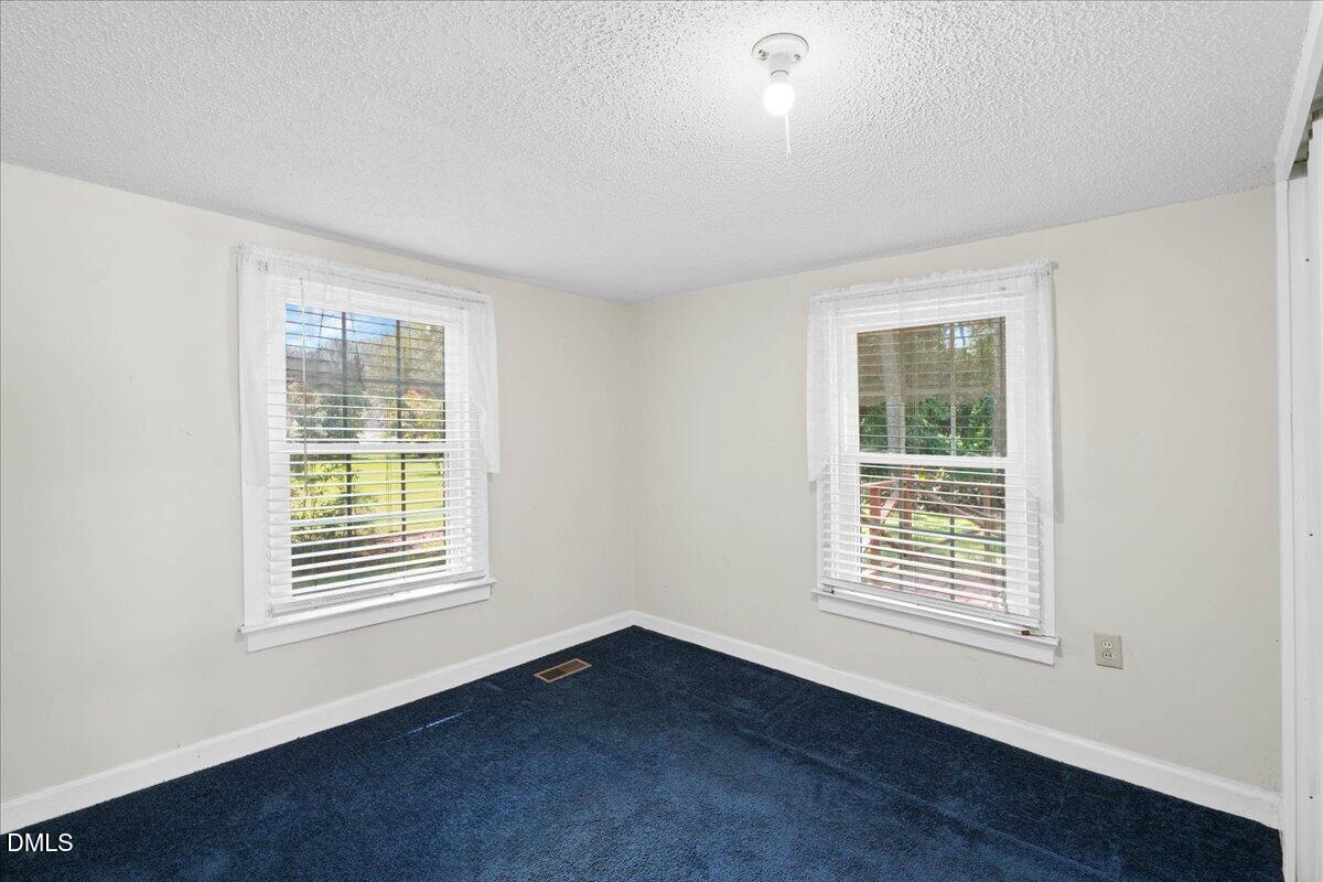 305 E 1st Street Property Photo 26