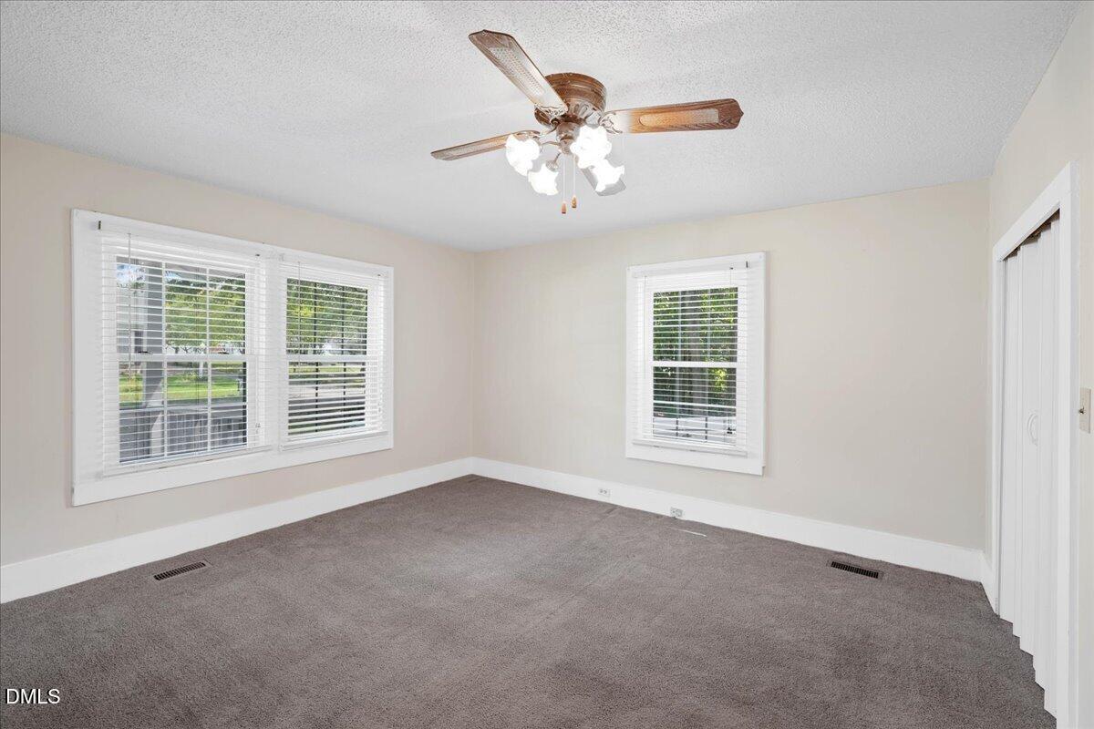 305 E 1st Street Property Photo 28
