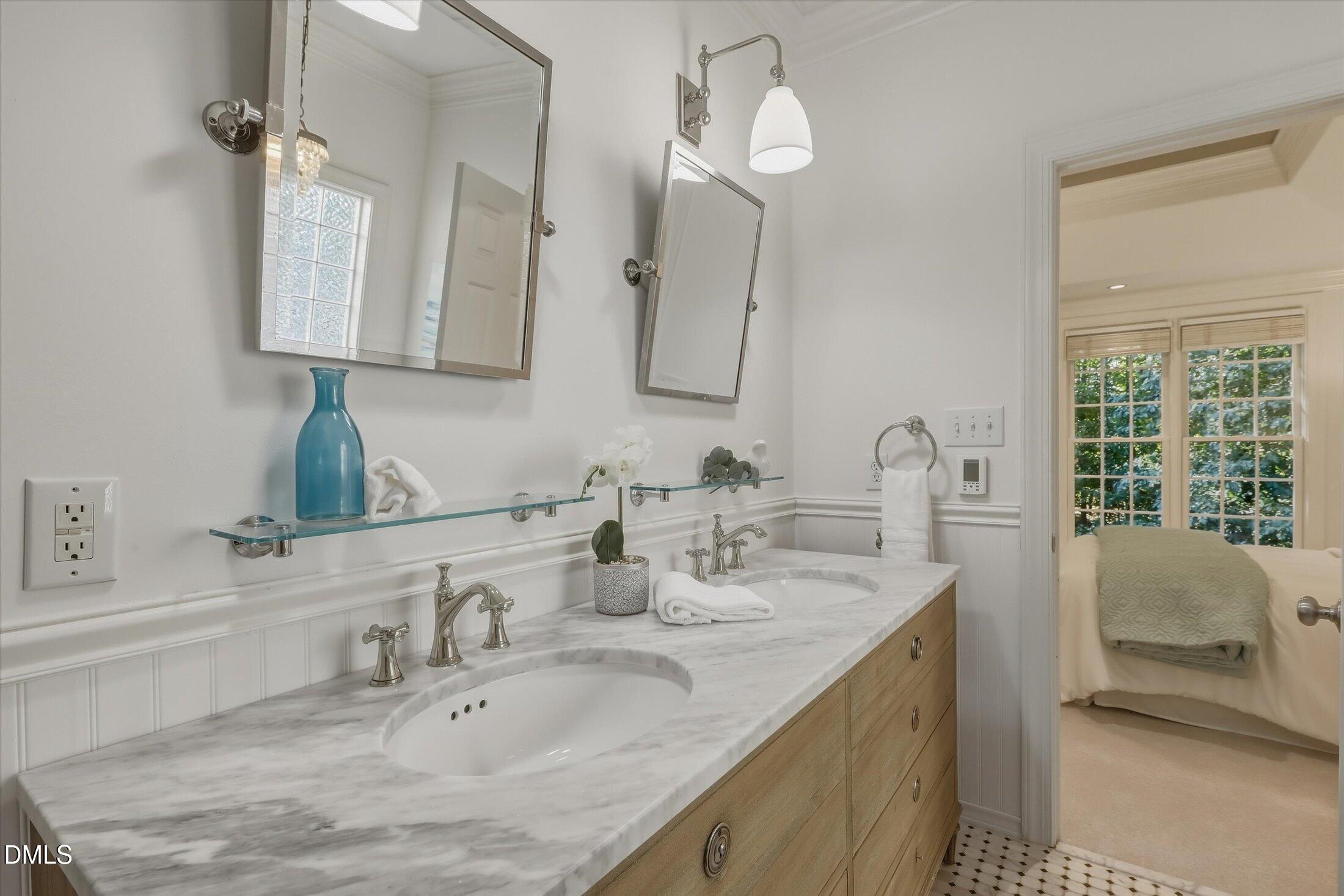 6401 Cedar Waters Drive Property Photo 25
