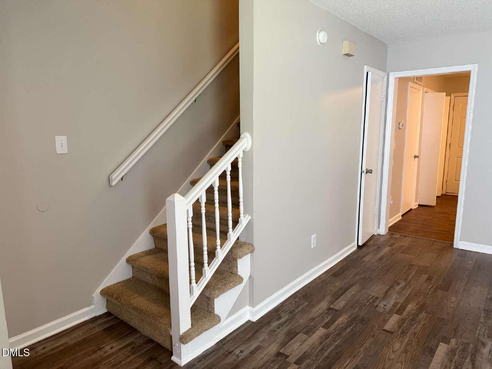 800 Fargo Street E3 Property Photo 9