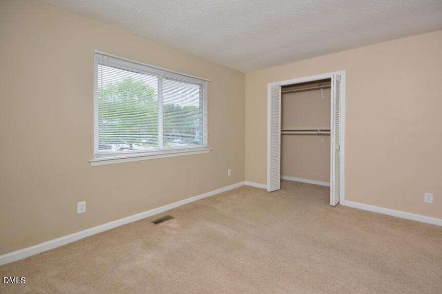 800 Fargo Street E3 Property Photo 18