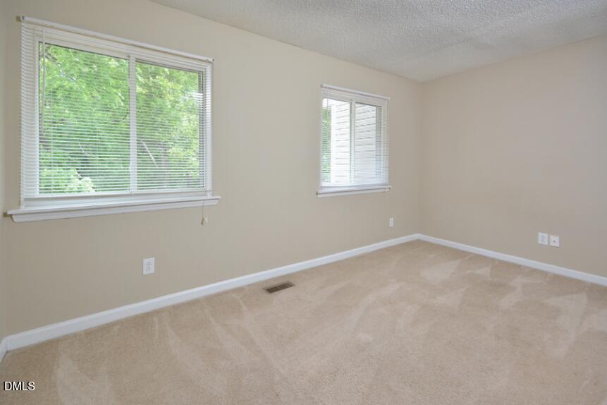 800 Fargo Street E3 Property Photo 23