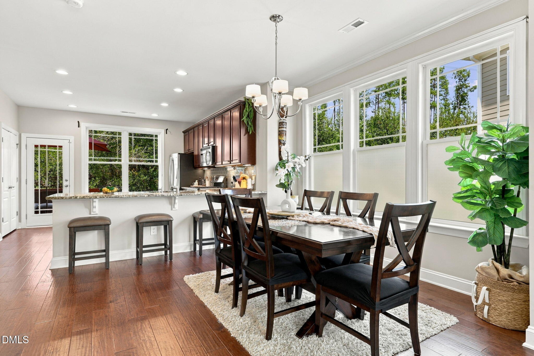 228 Lena Circle Property Photo 1