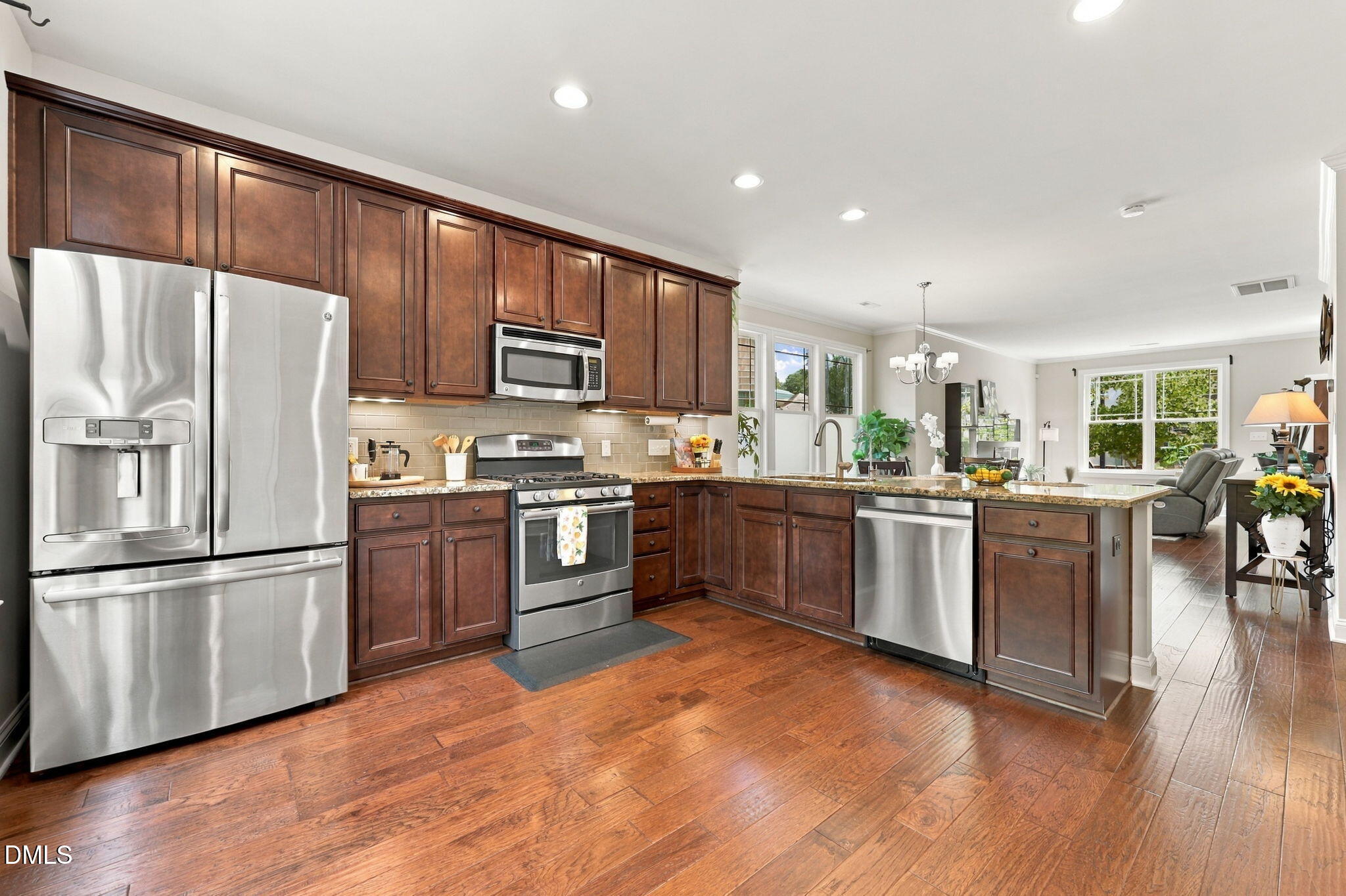 228 Lena Circle Property Photo 3