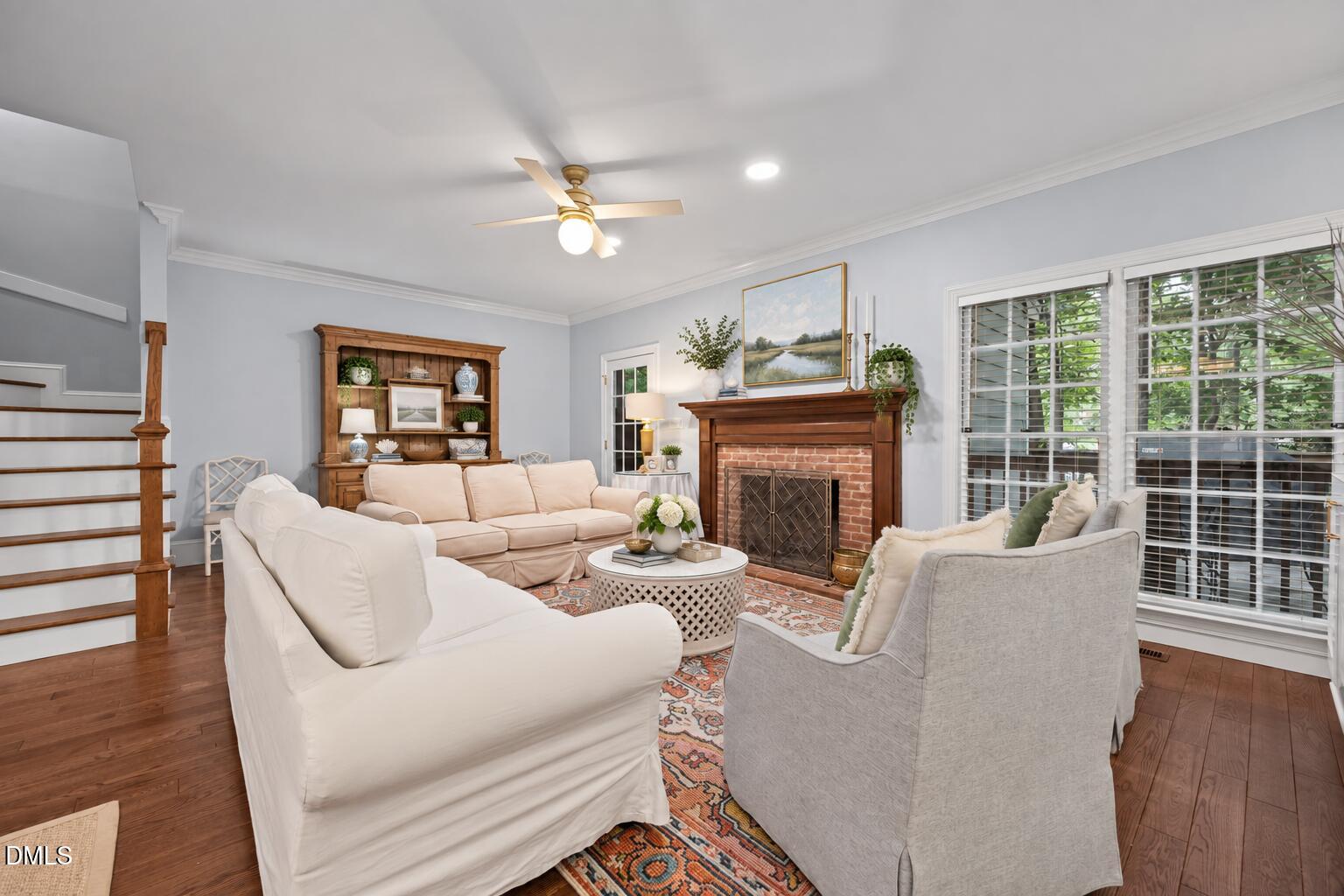 562 Weathergreen Drive Property Photo 12