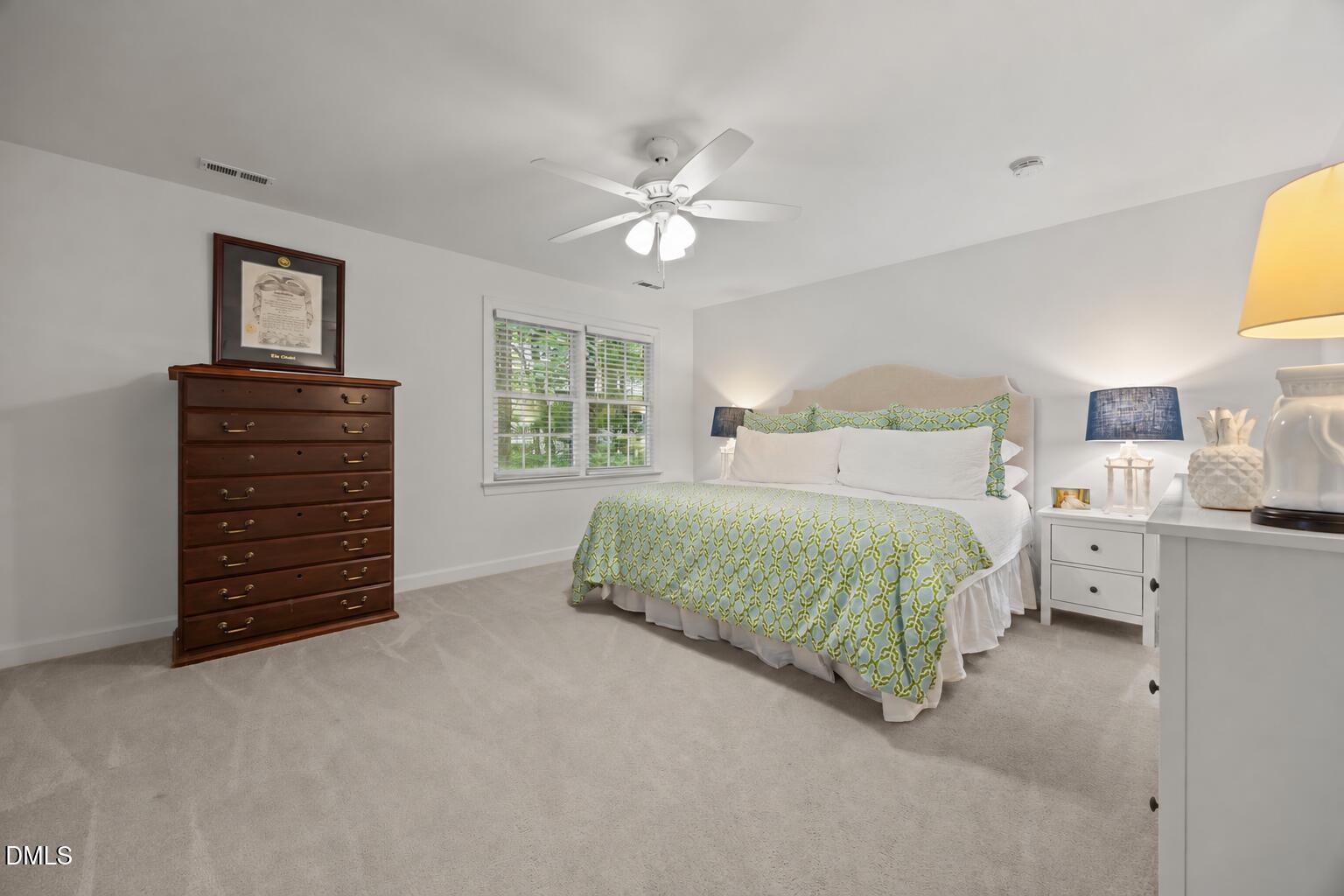 562 Weathergreen Drive Property Photo 16