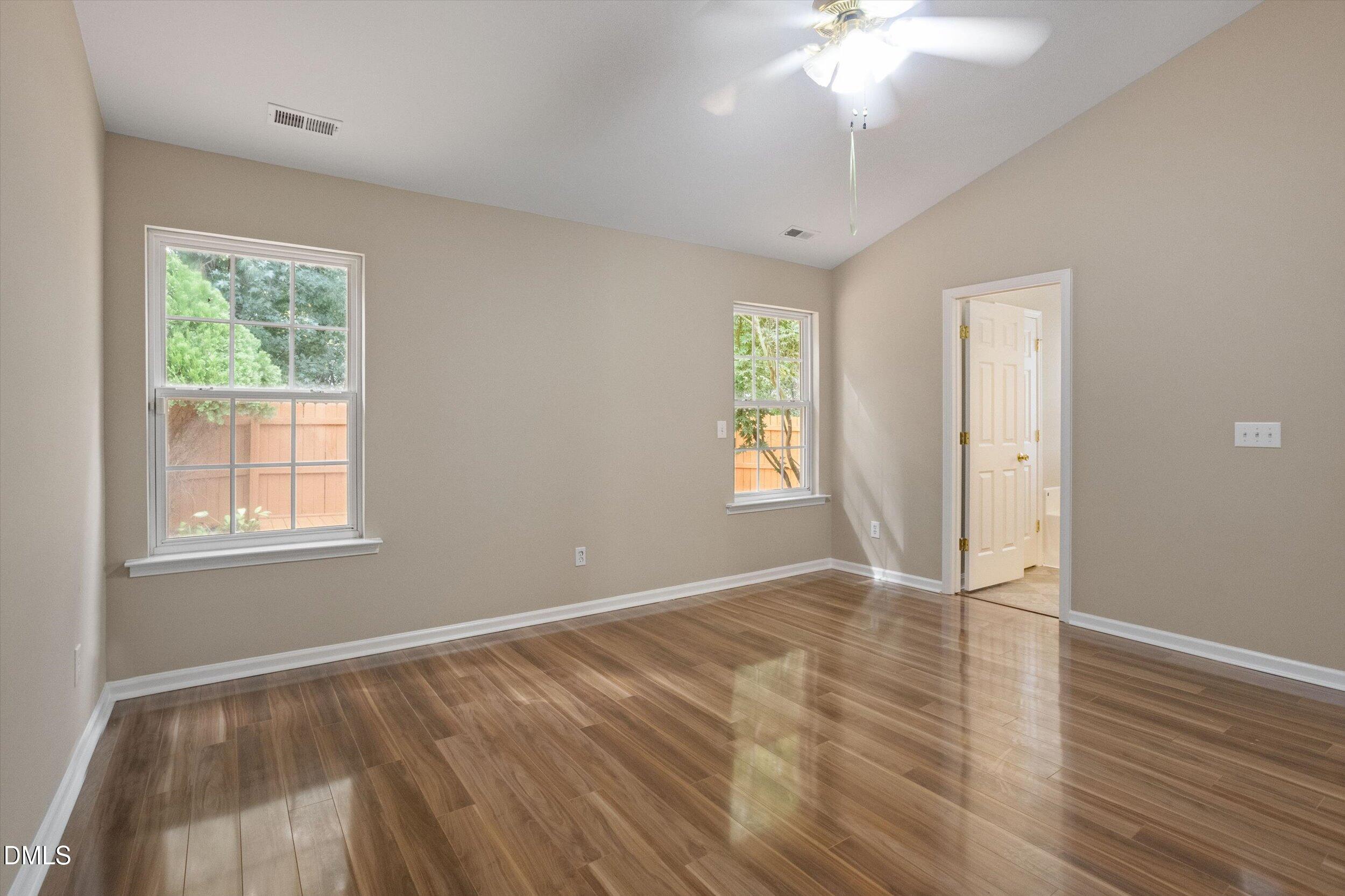 5501 Golden Moss Trail Property Photo 24