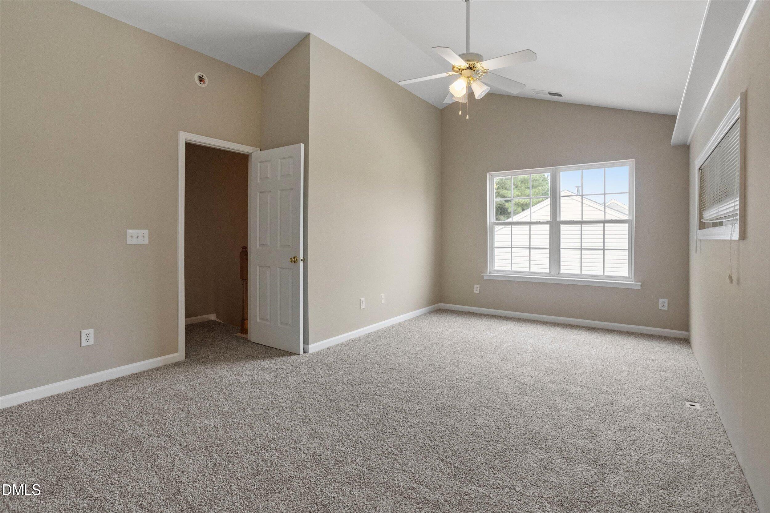 5501 Golden Moss Trail Property Photo 28