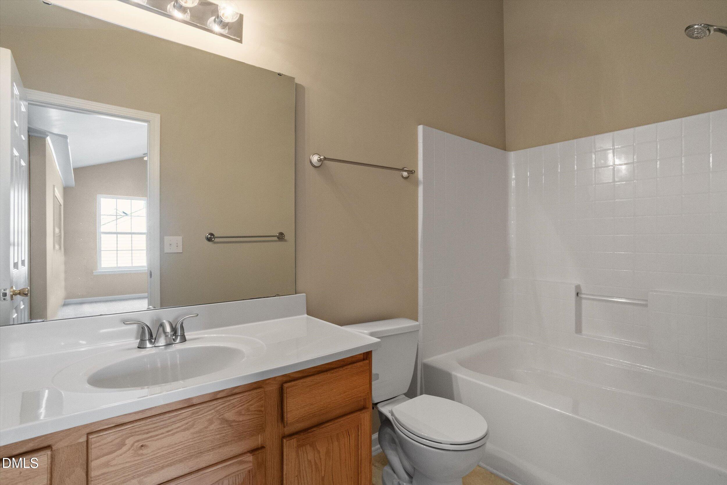 5501 Golden Moss Trail Property Photo 31