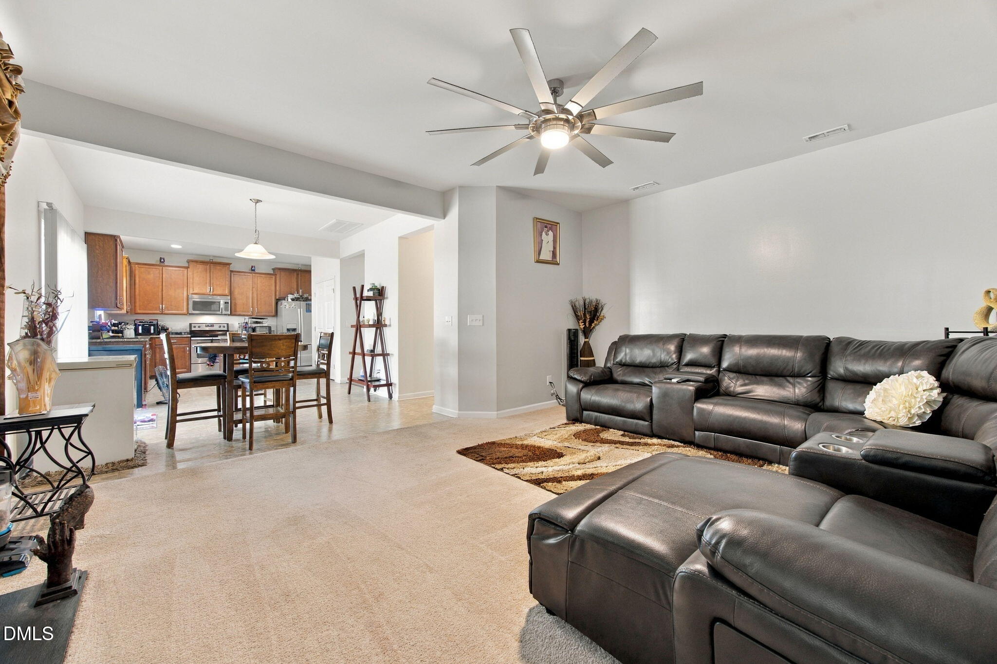 3949 White Kestrel Drive Property Photo 11