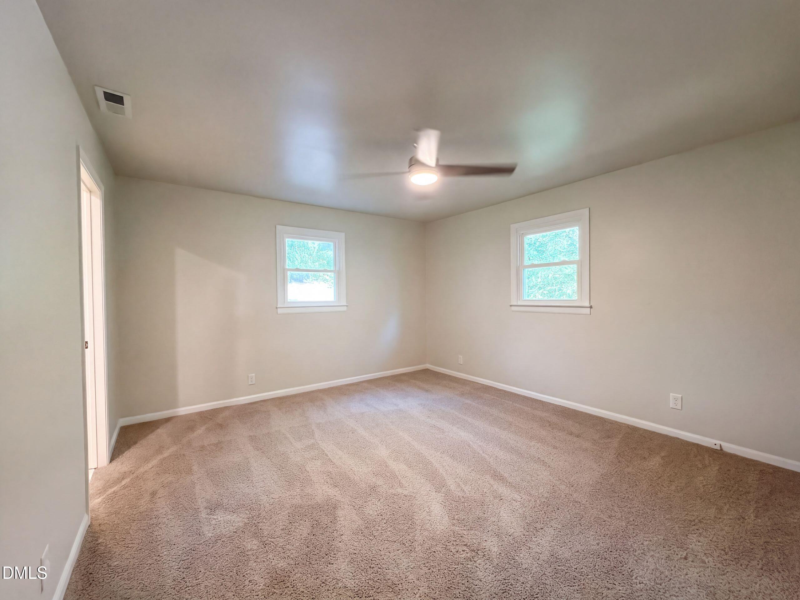 212 Red Oak Avenue Property Photo 4