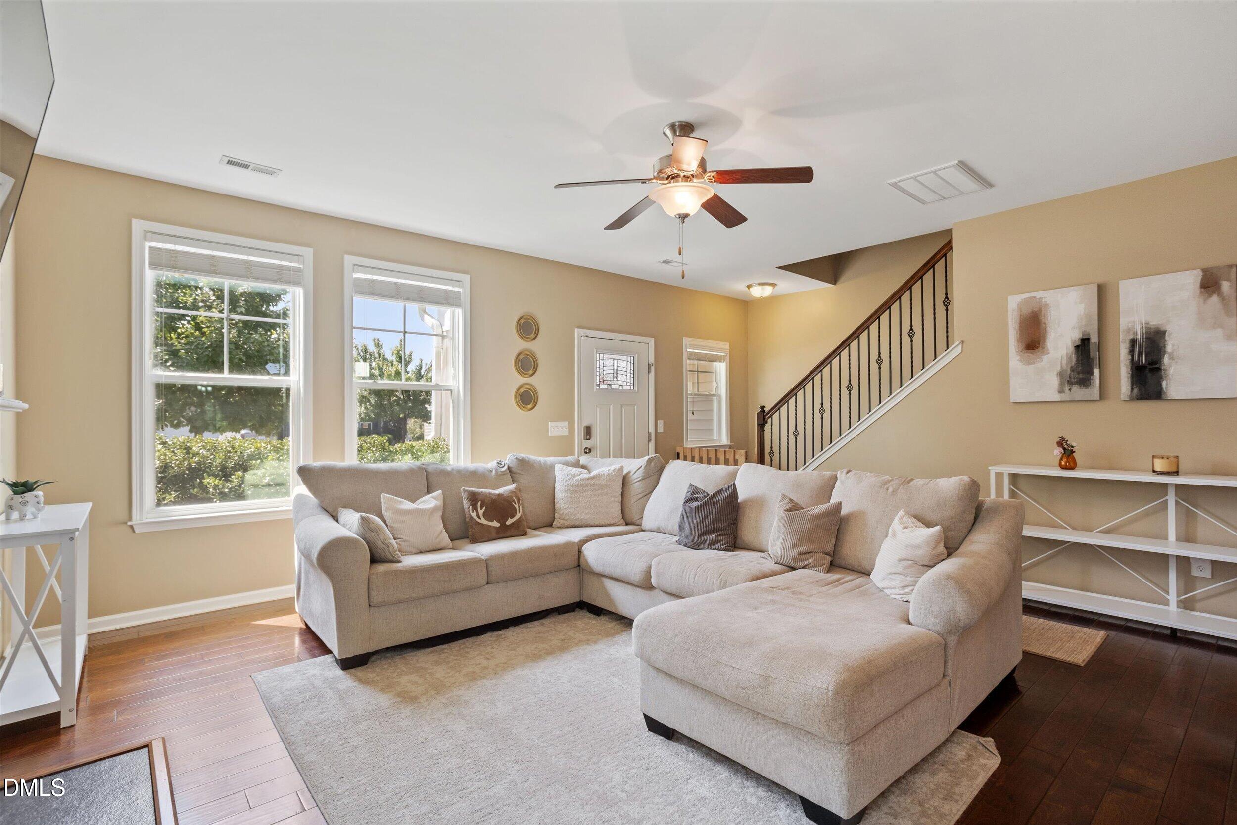 4812 Quiet Creek Lane Property Photo 5