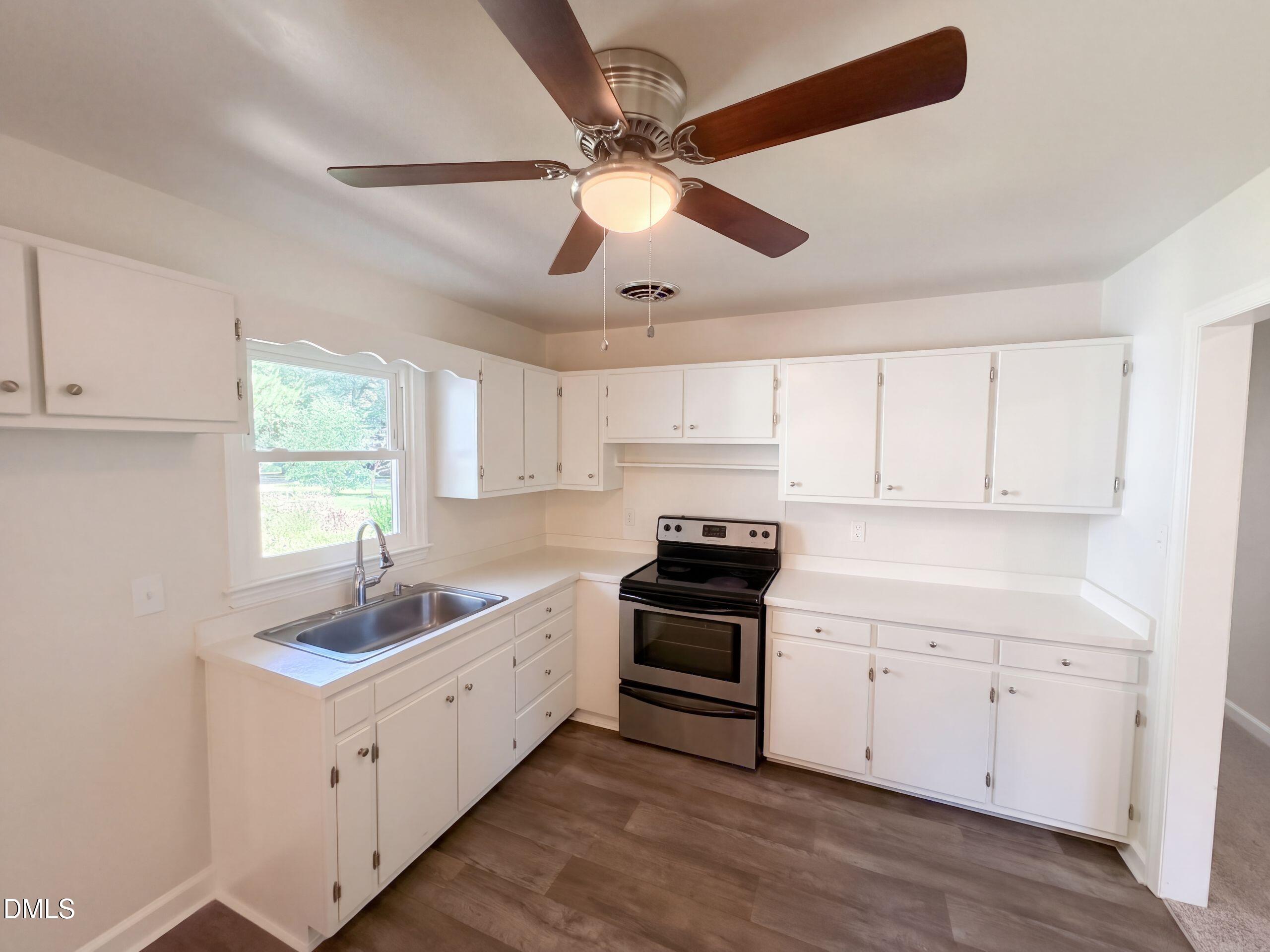 3401 Old Buffaloe Road Property Photo 2