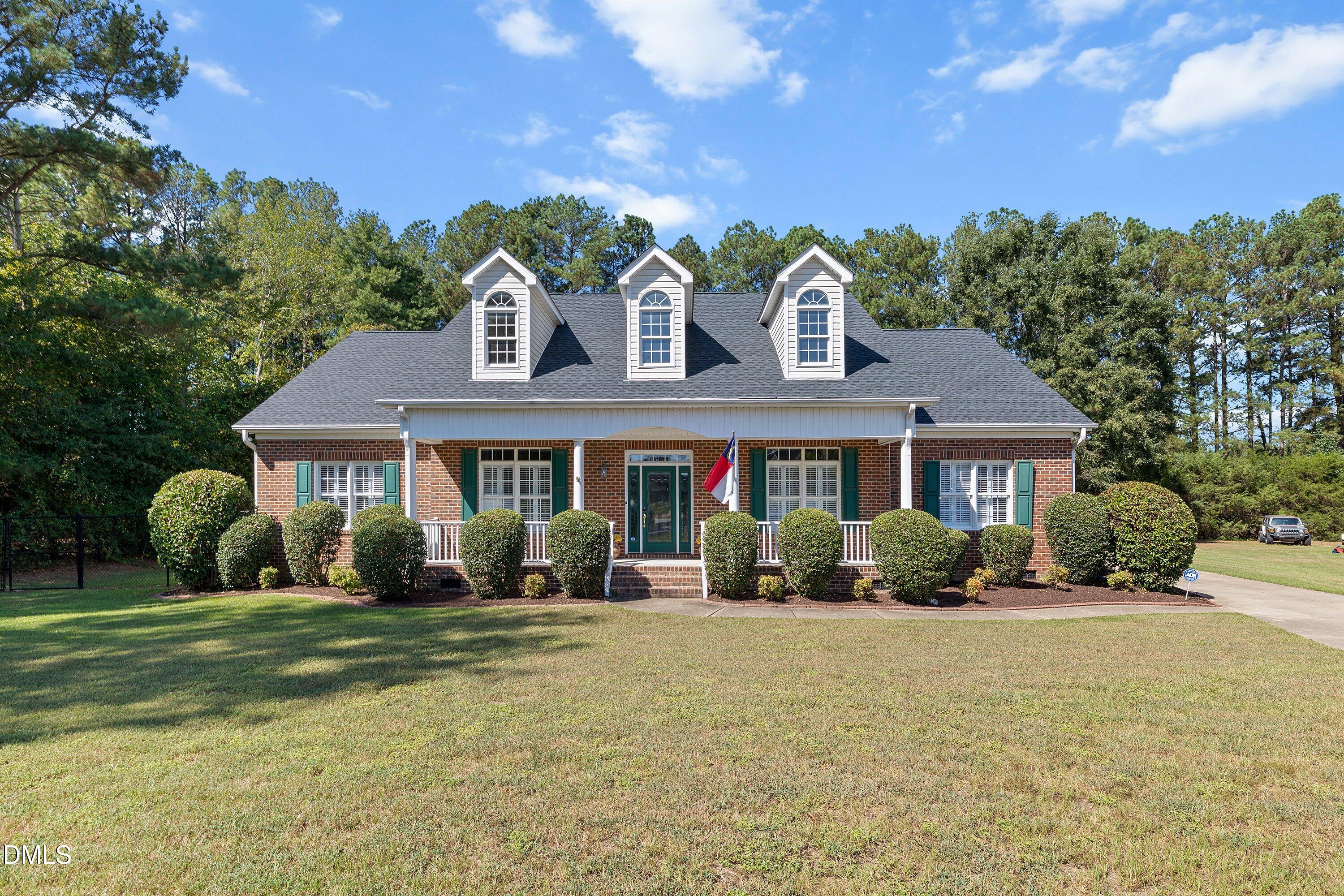 179 D'ango Circle Property Photo 4