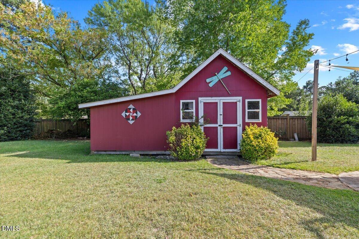 204 Barwick Way Property Photo 41