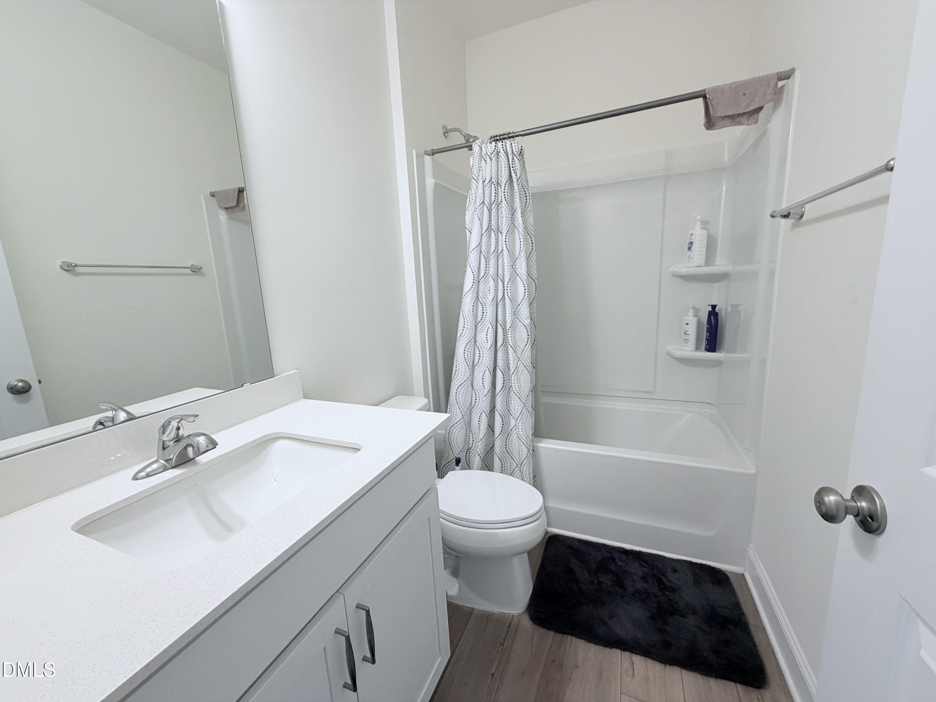 468 Winding Creek Drive Property Photo 3