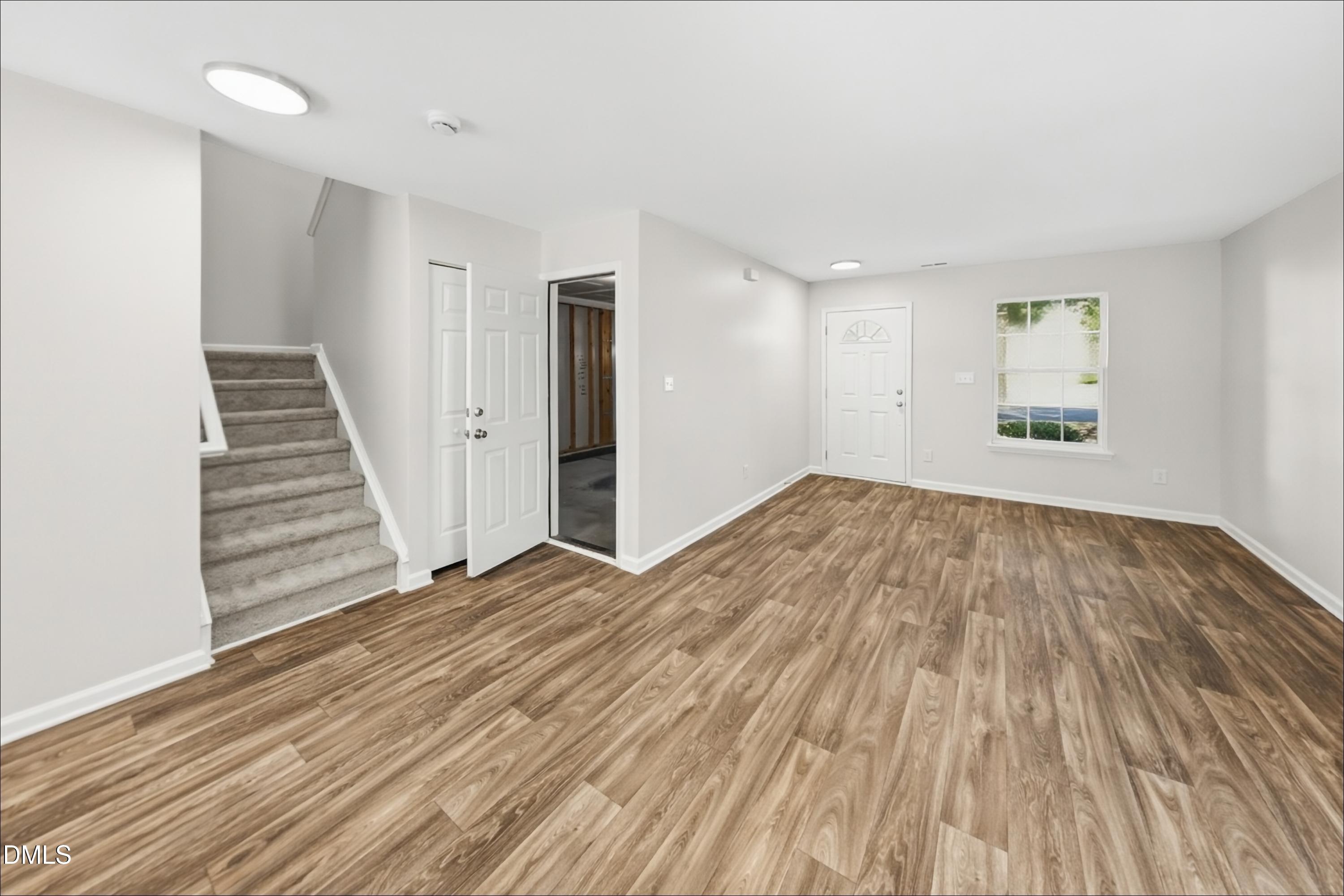906 Statler Drive Property Photo 3
