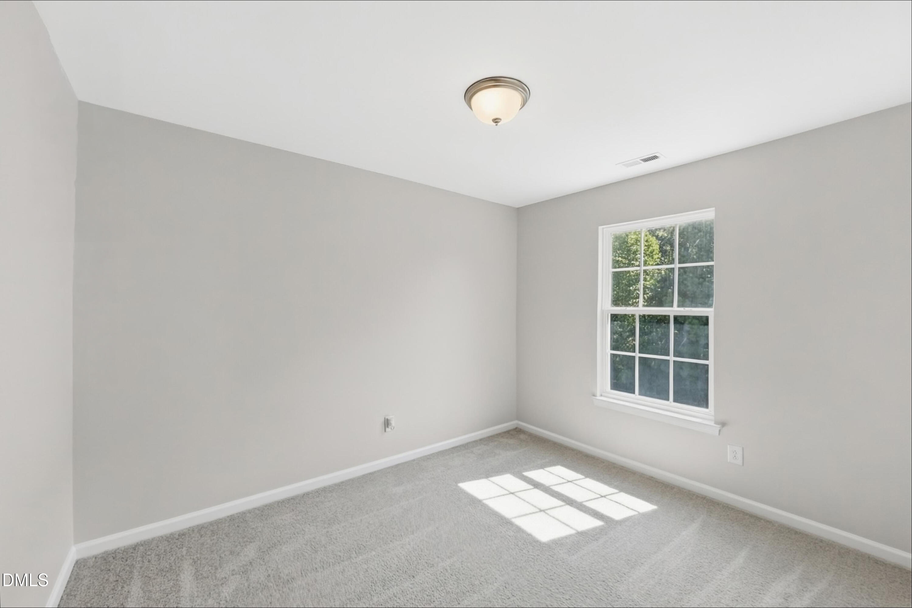 906 Statler Drive Property Photo 12