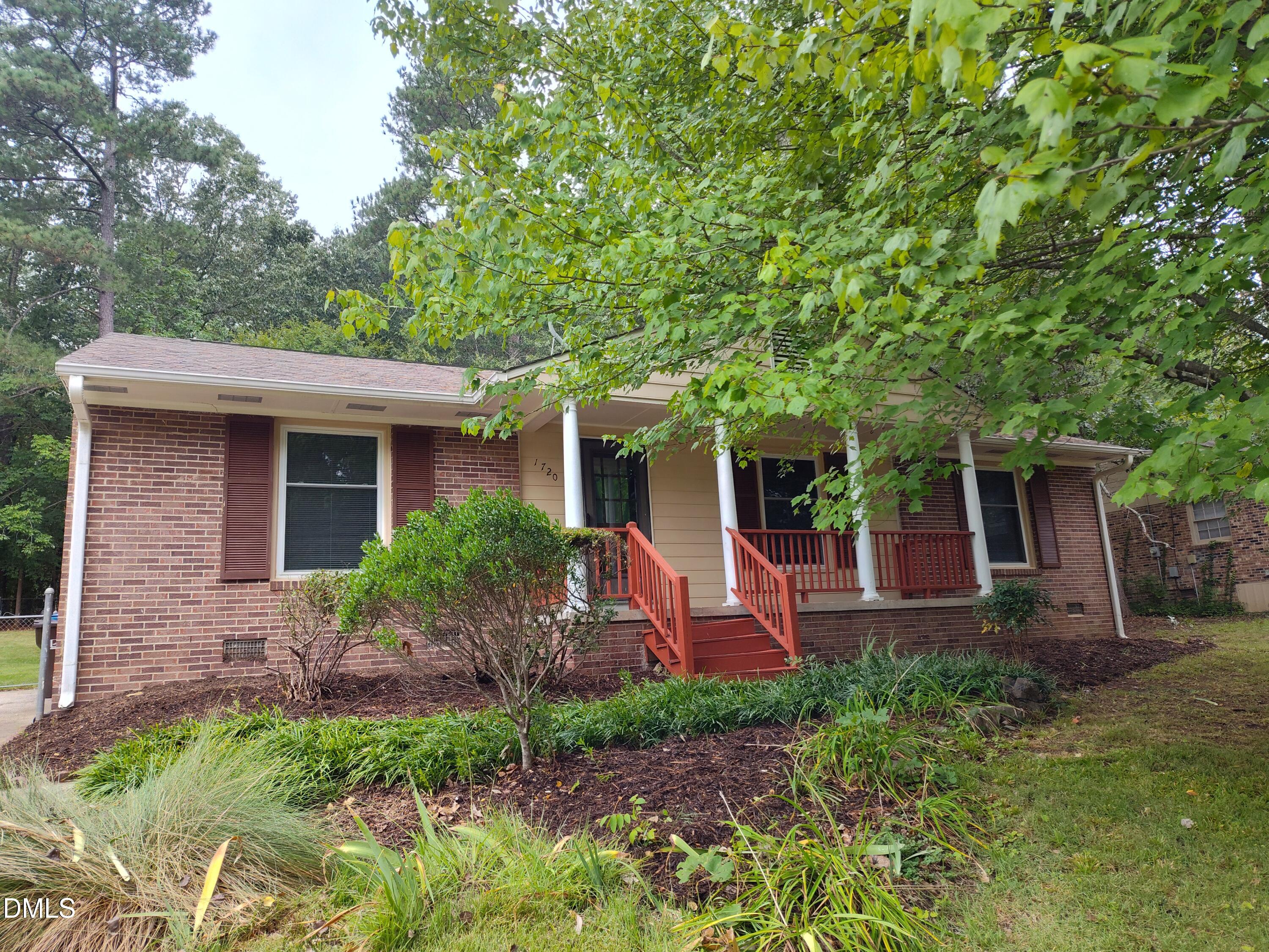 1720 Euclid Road Property Photo 1