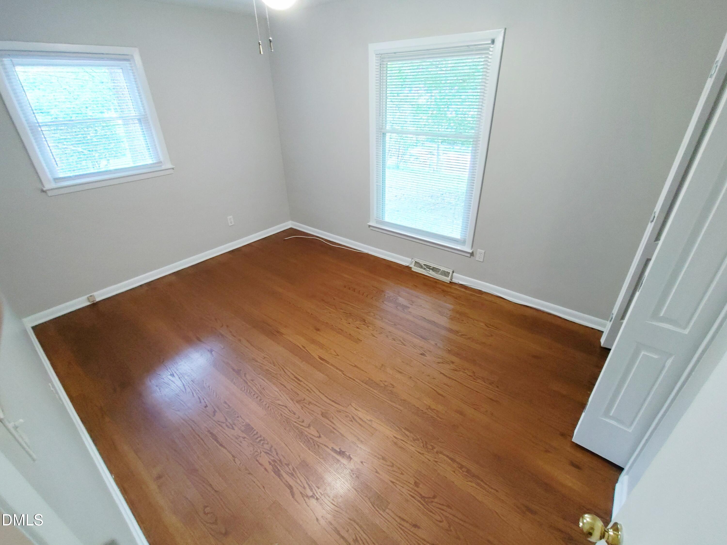 1720 Euclid Road Property Photo 11