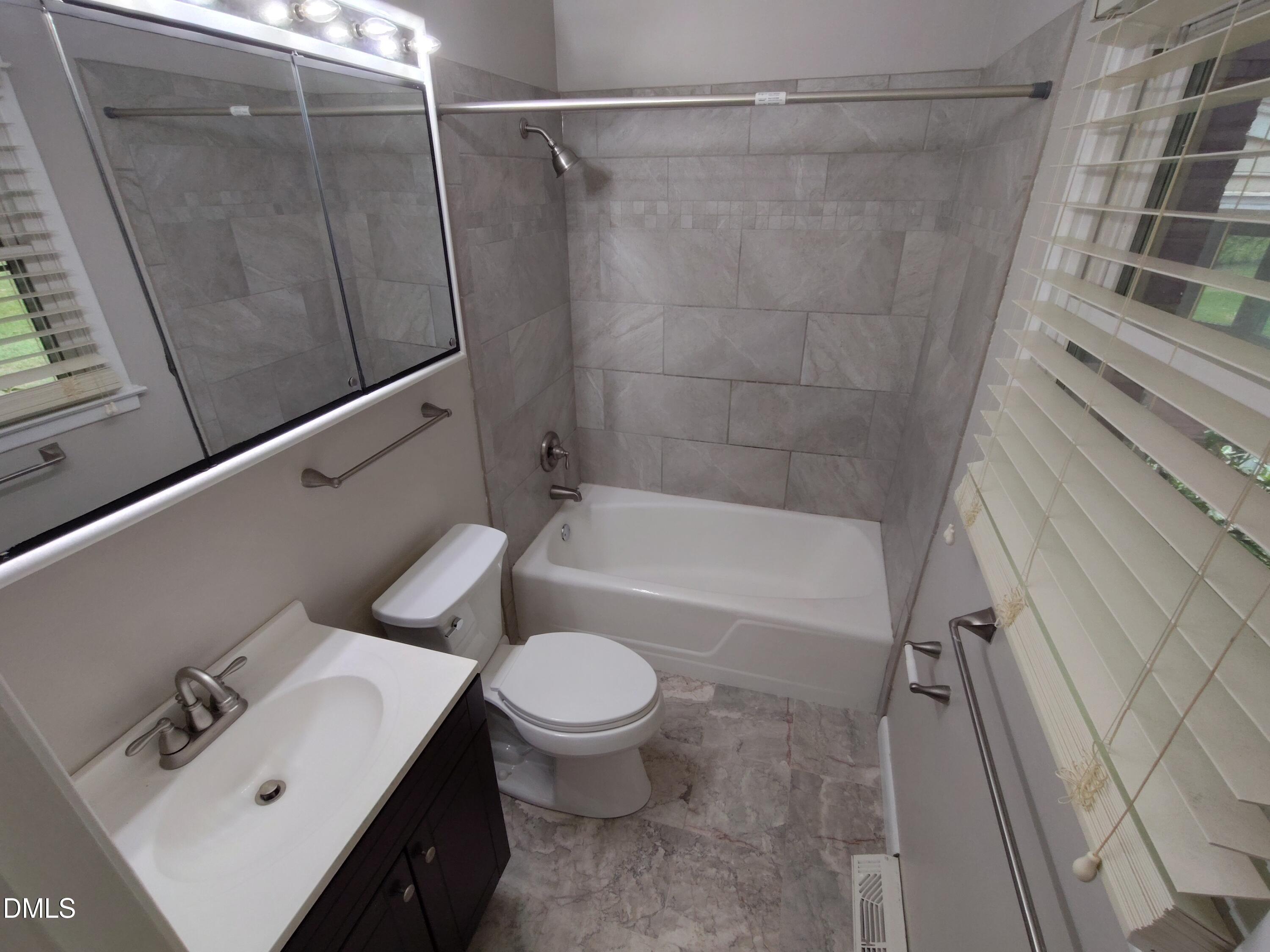 1720 Euclid Road Property Photo 15
