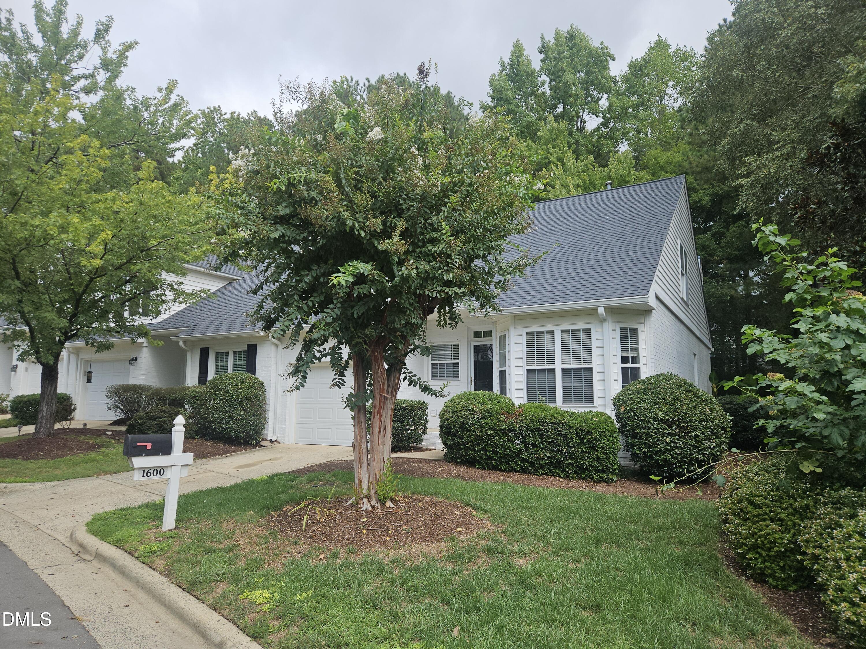 1600 Poets Glade Drive Property Photo 1