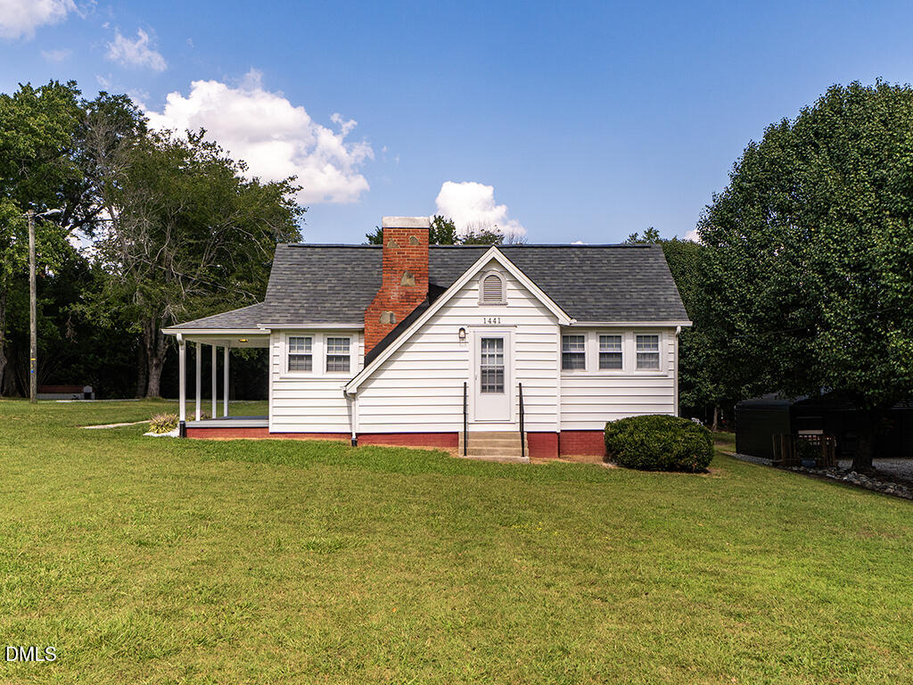 1441 N Graham Hopedale Road Property Photo 1